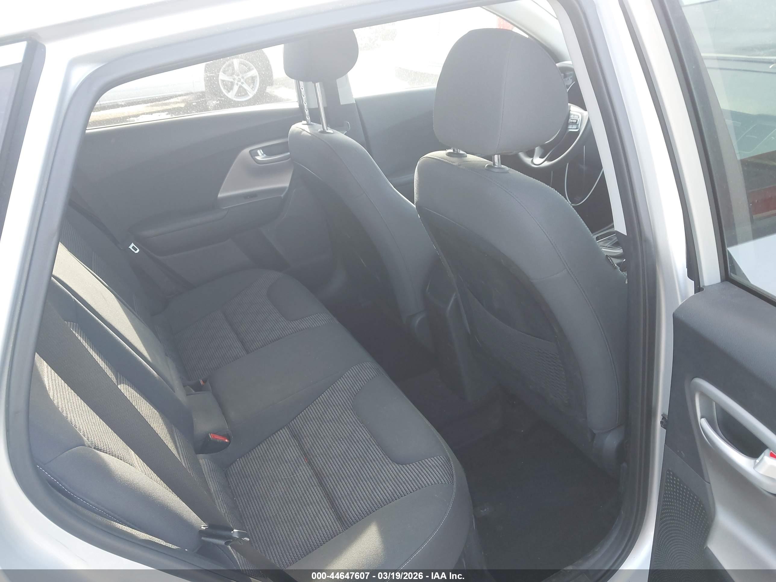 KIA NIRO image 8