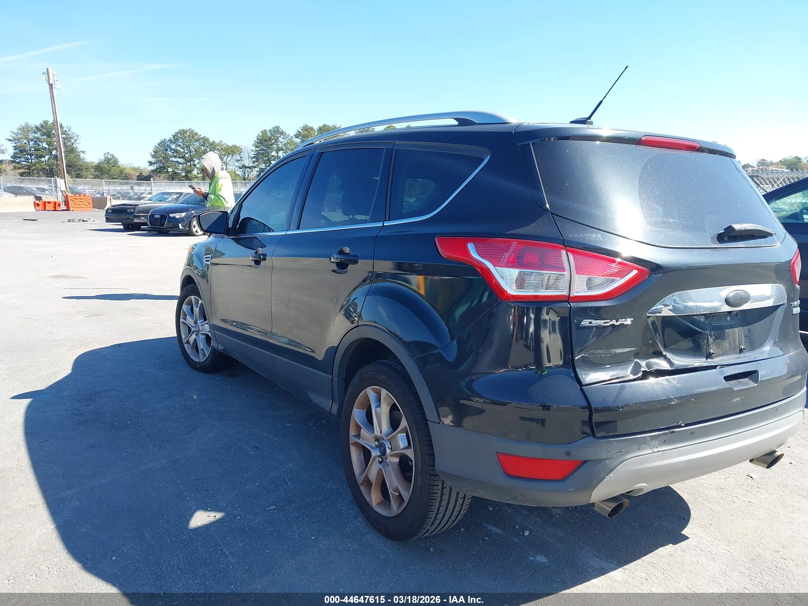FORD ESCAPE image 3
