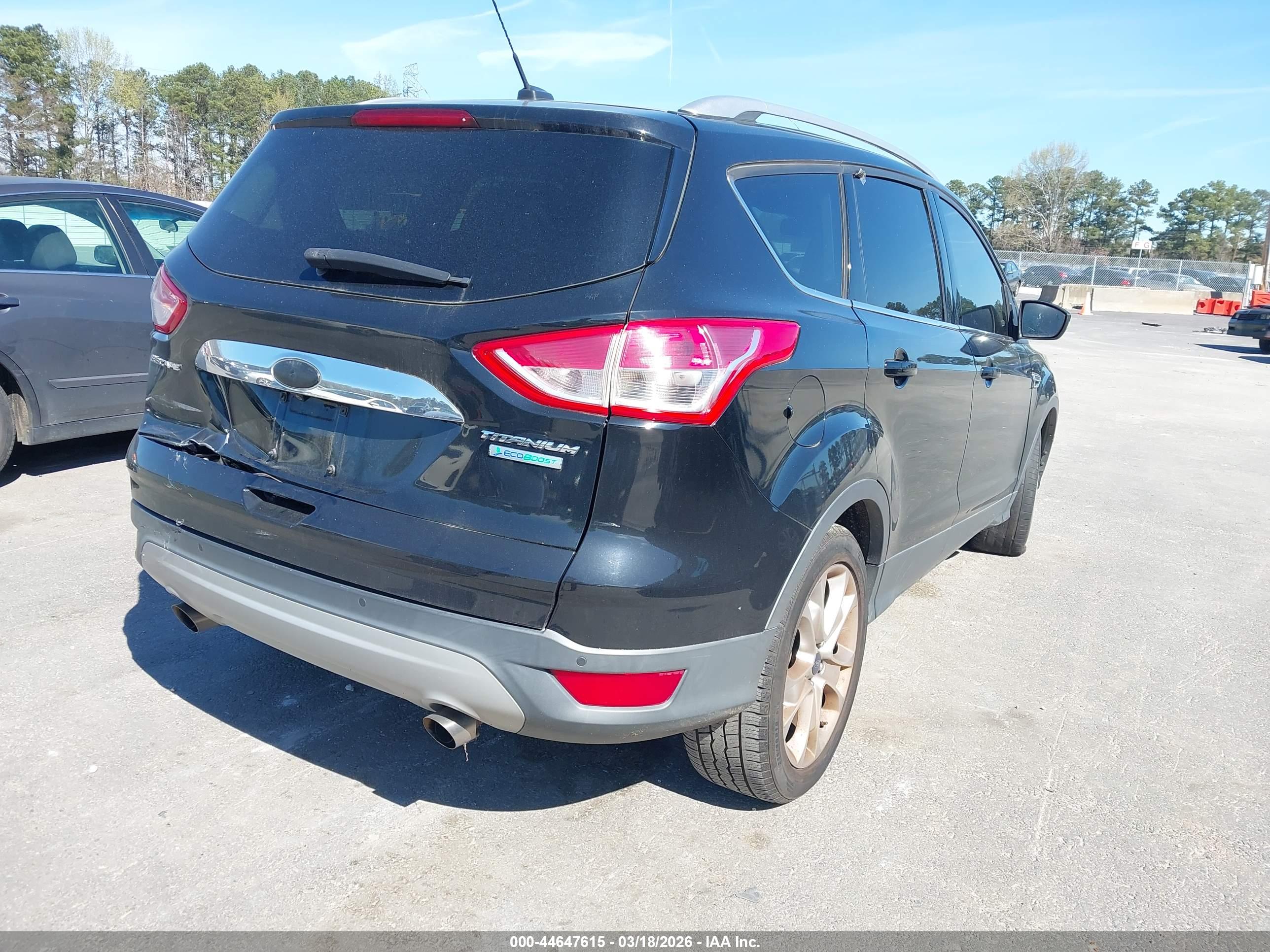 FORD ESCAPE image 4