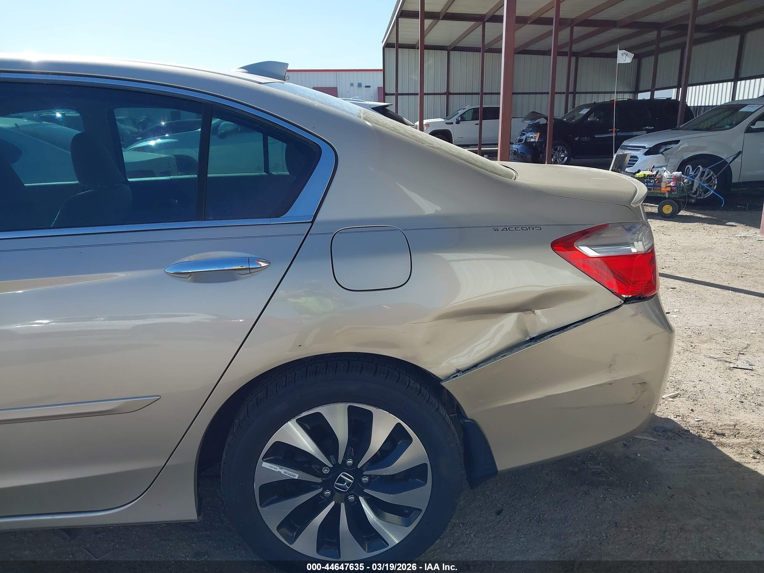HONDA ACCORD image 6