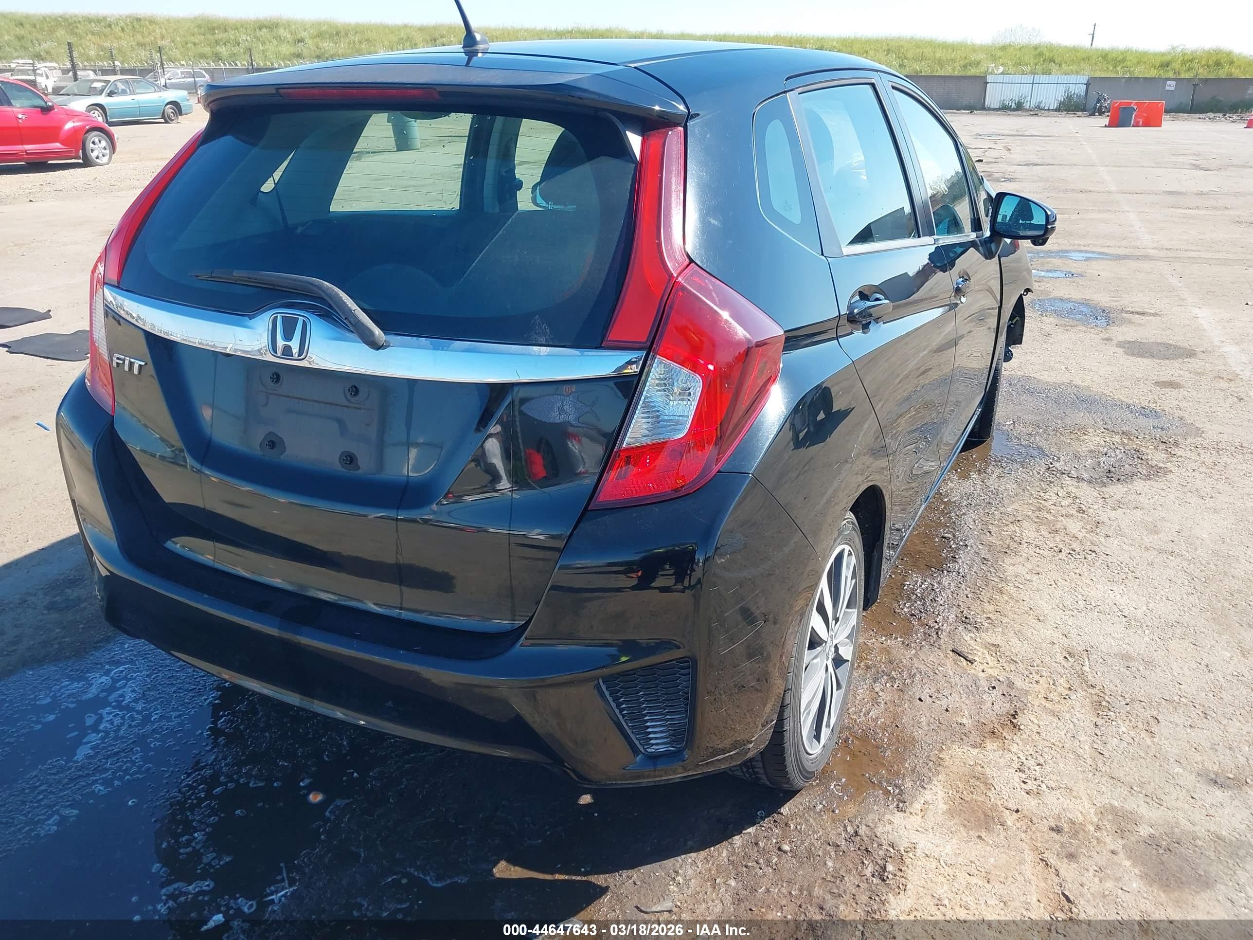 HONDA FIT image 4