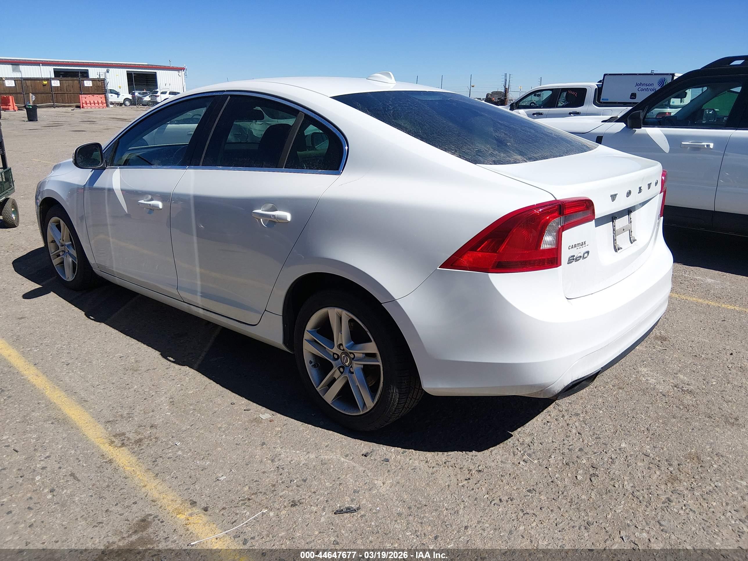 VOLVO S60 image 3