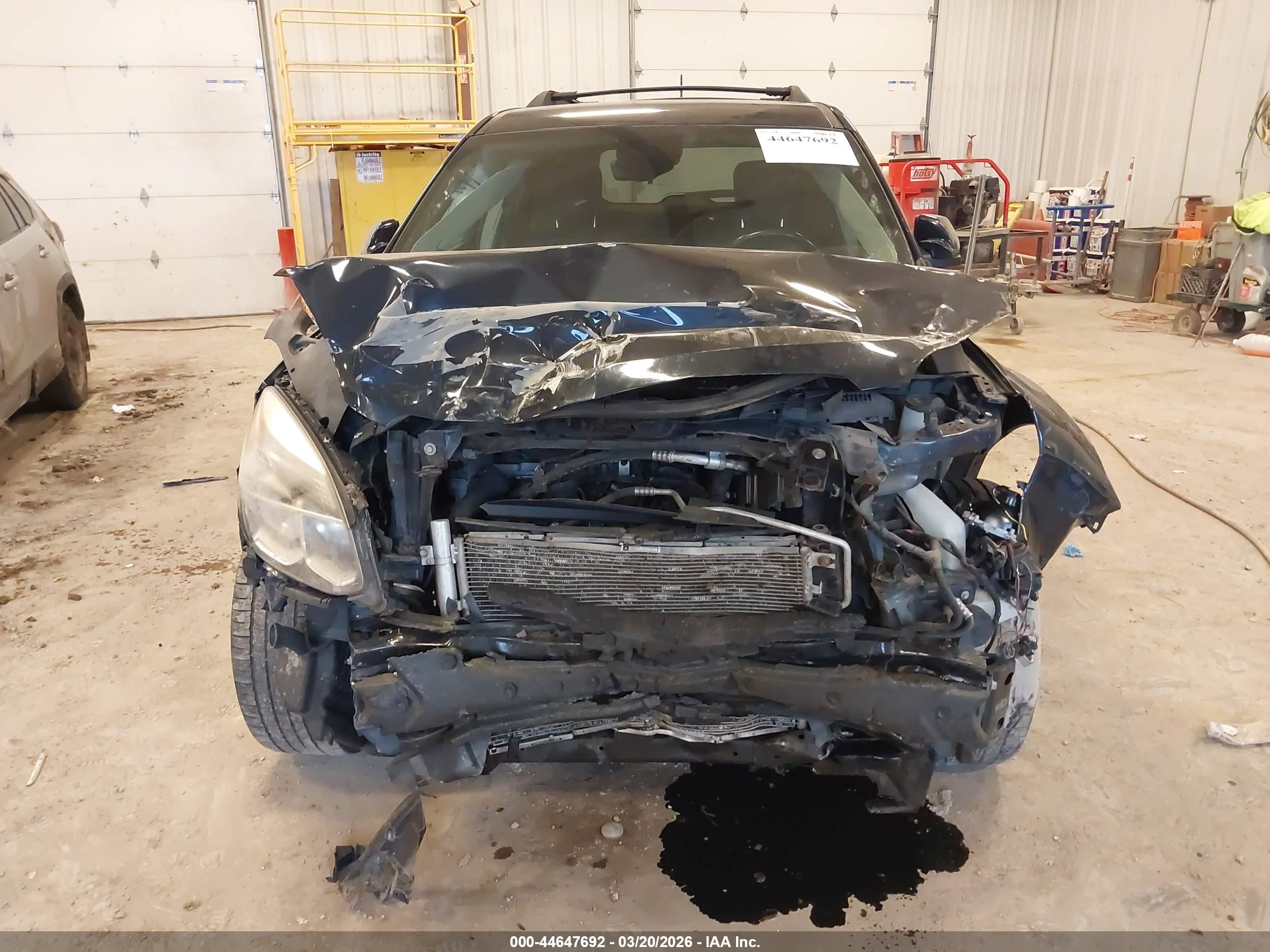 CHEVROLET EQUINOX image 6