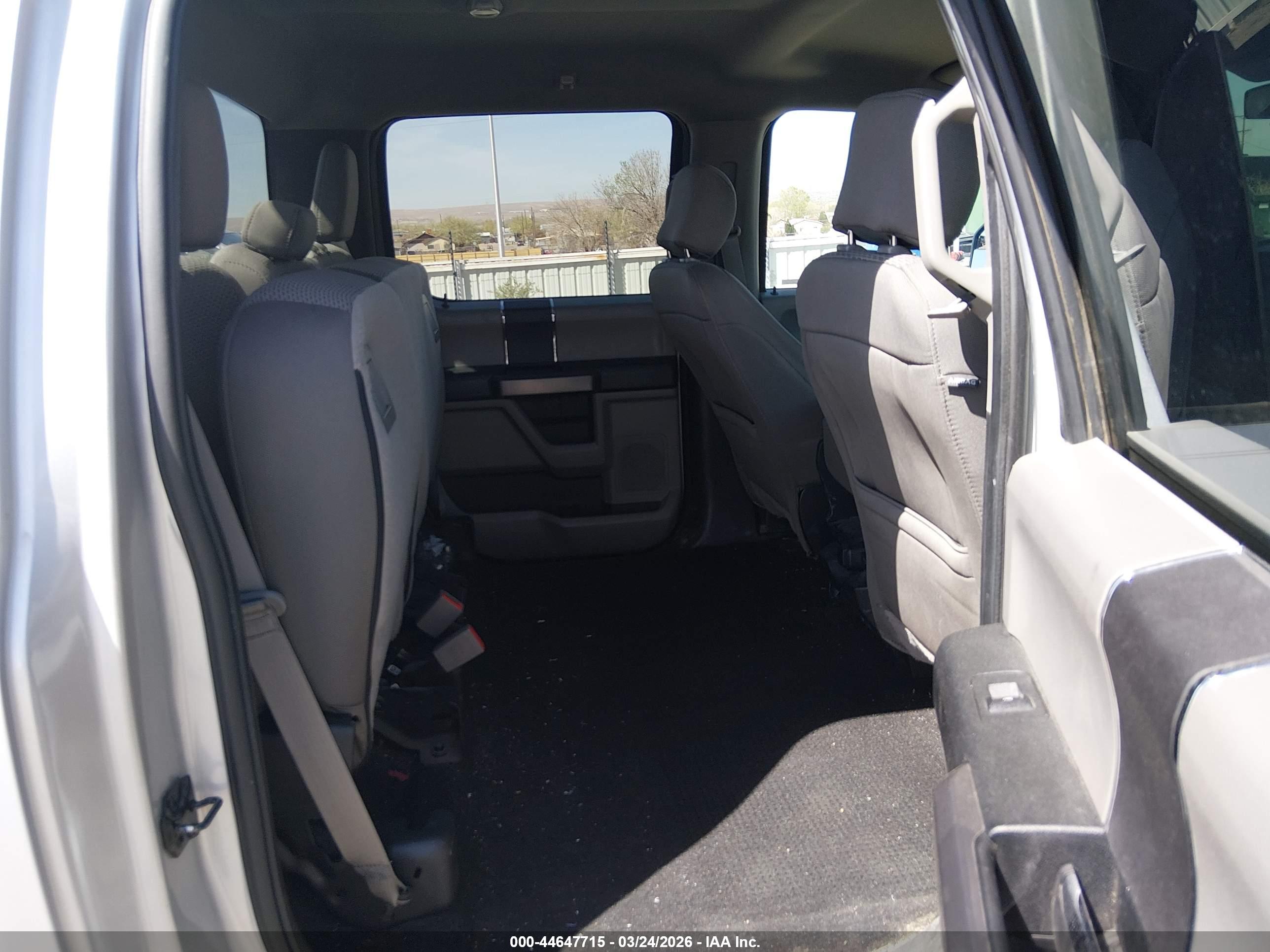 FORD F-150 image 8