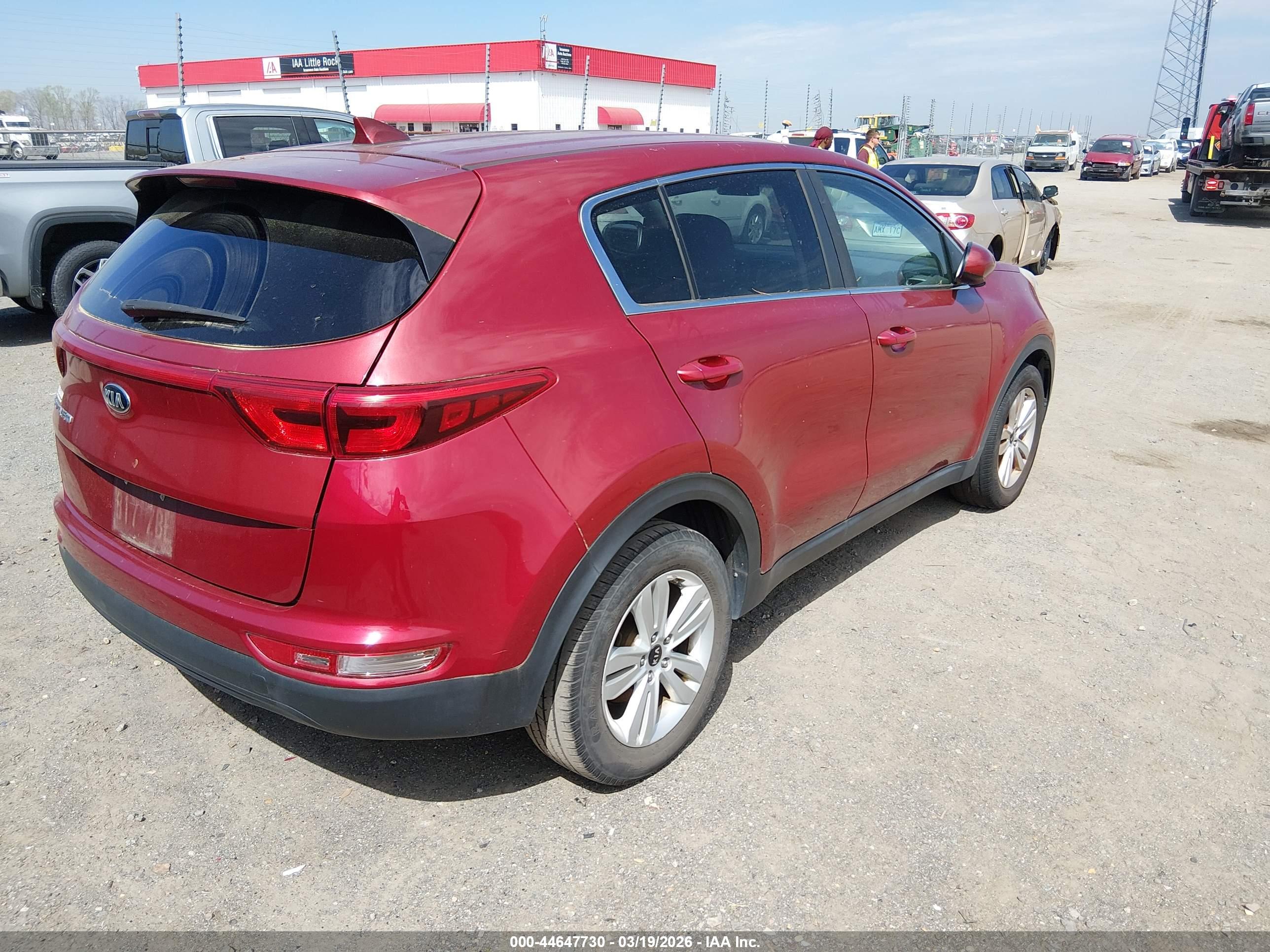 KIA SPORTAGE image 4