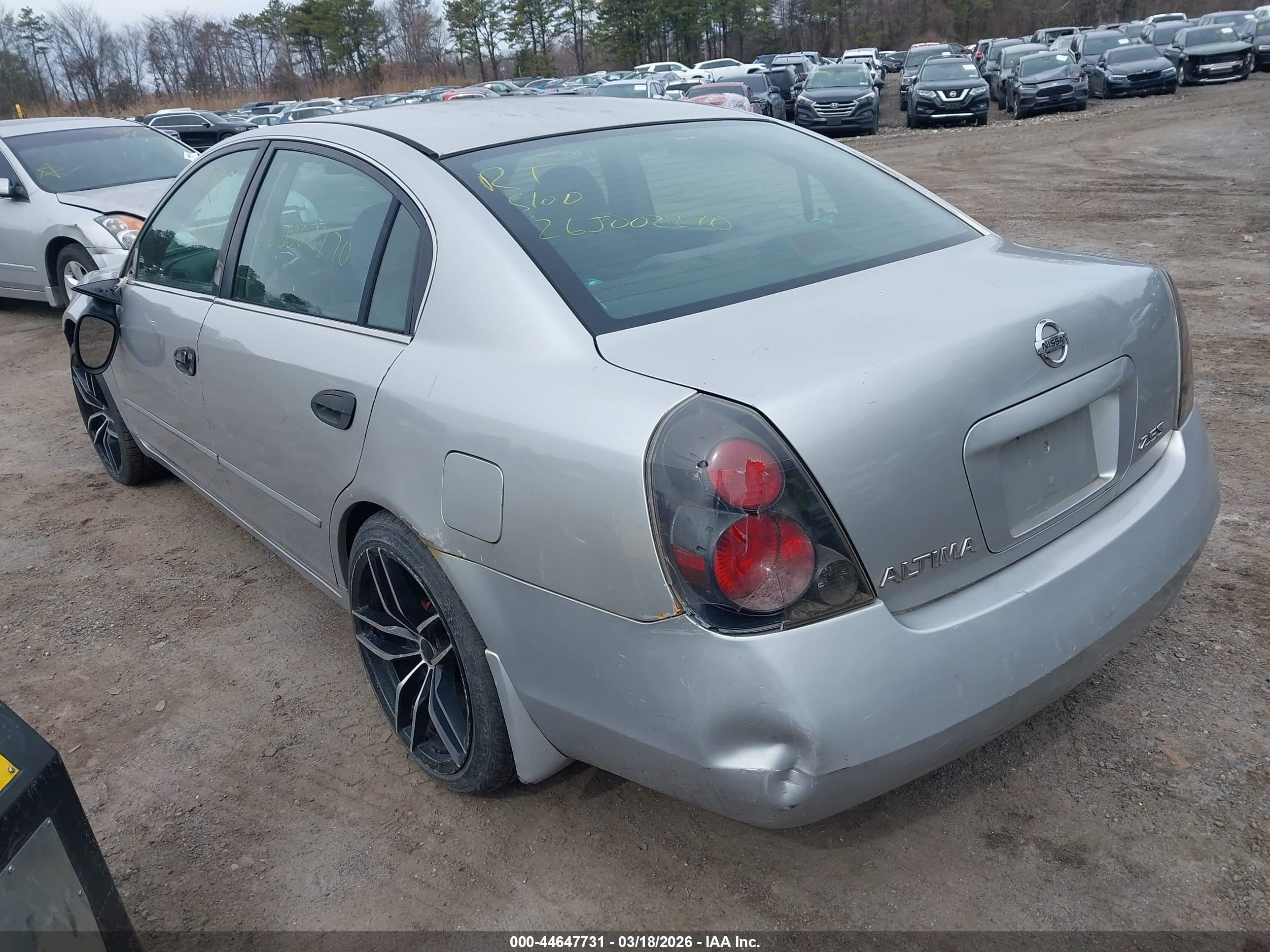 NISSAN ALTIMA image 3