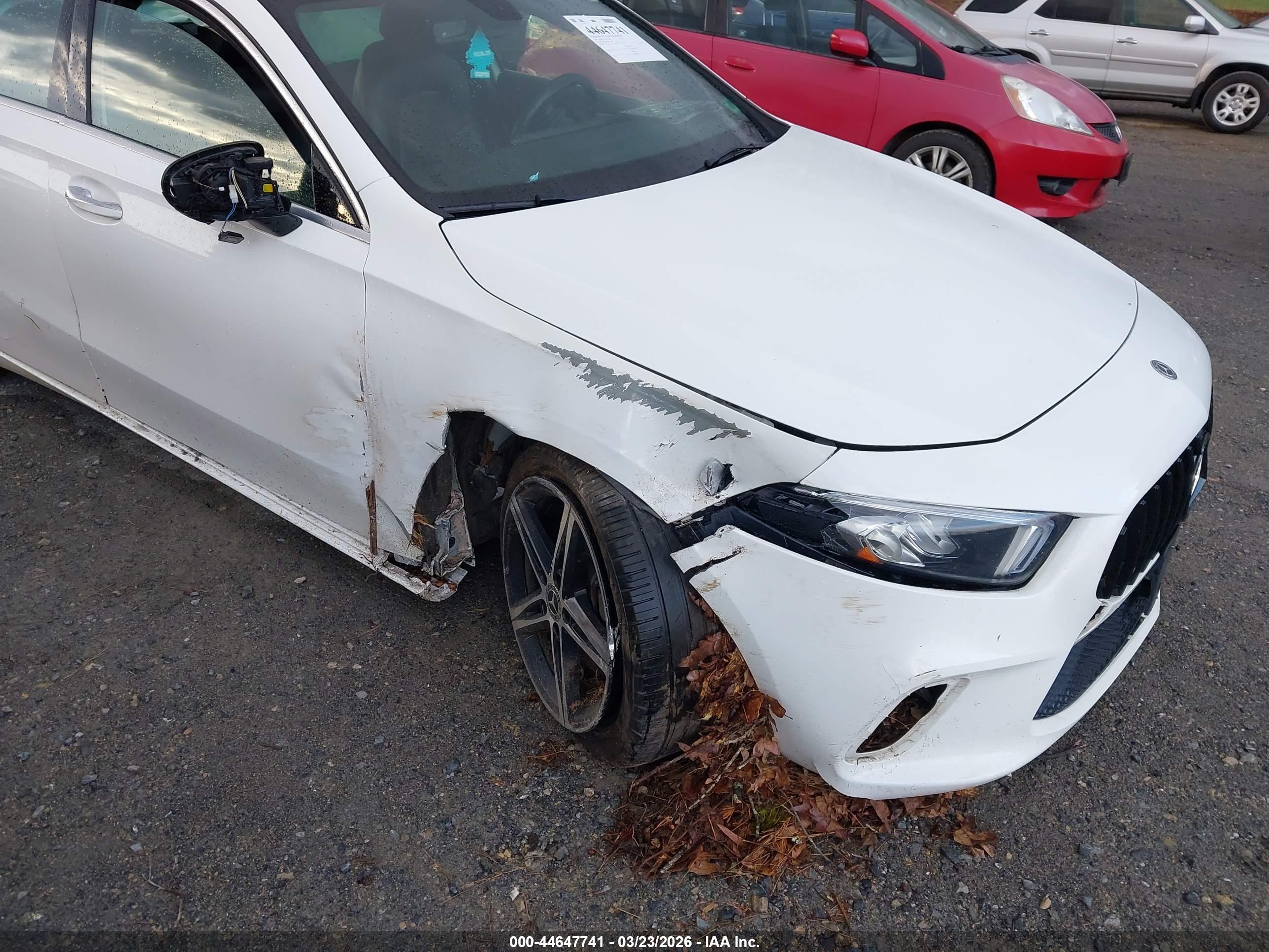 MERCEDES-BENZ A image 6