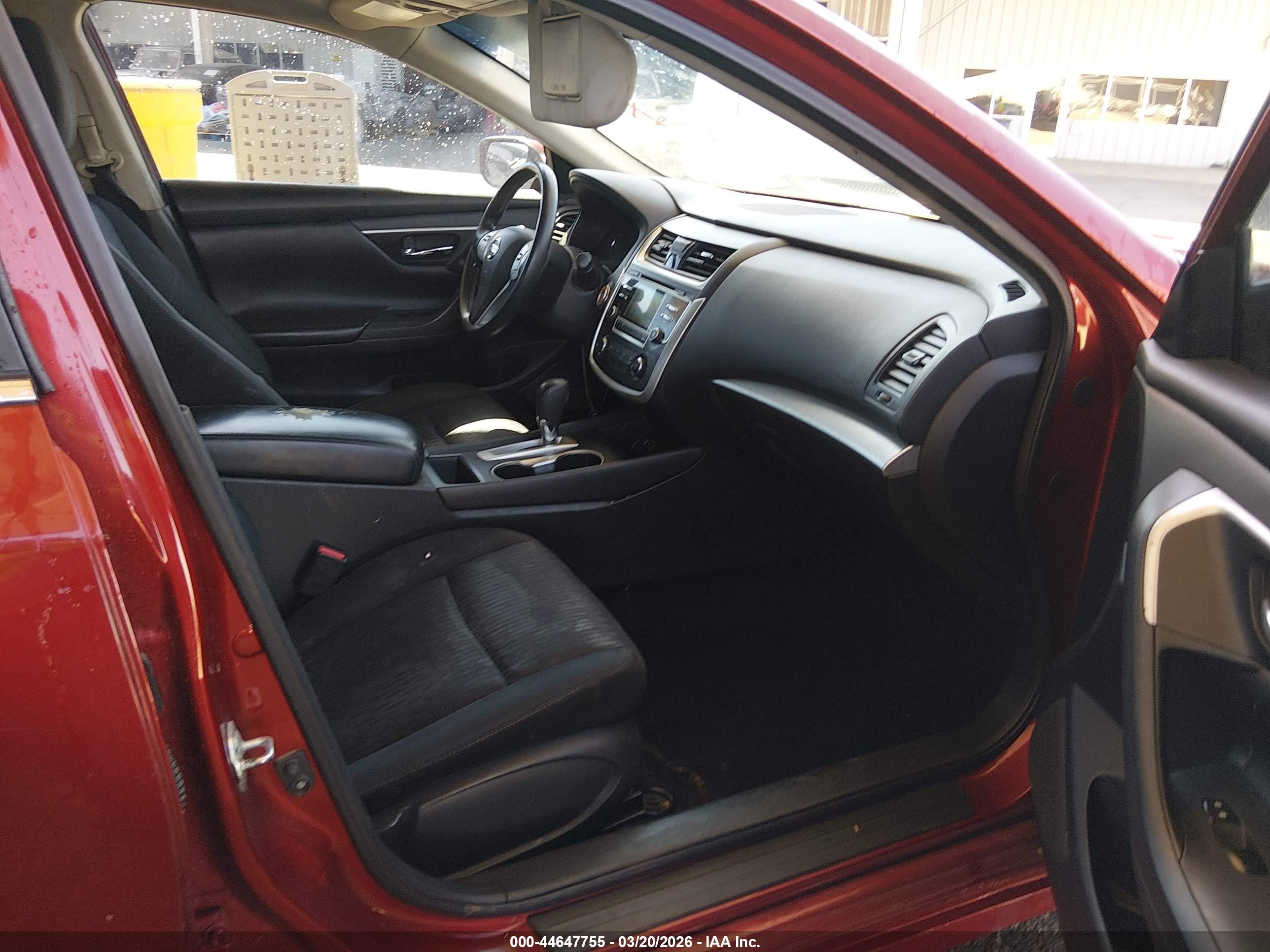 NISSAN ALTIMA image 5