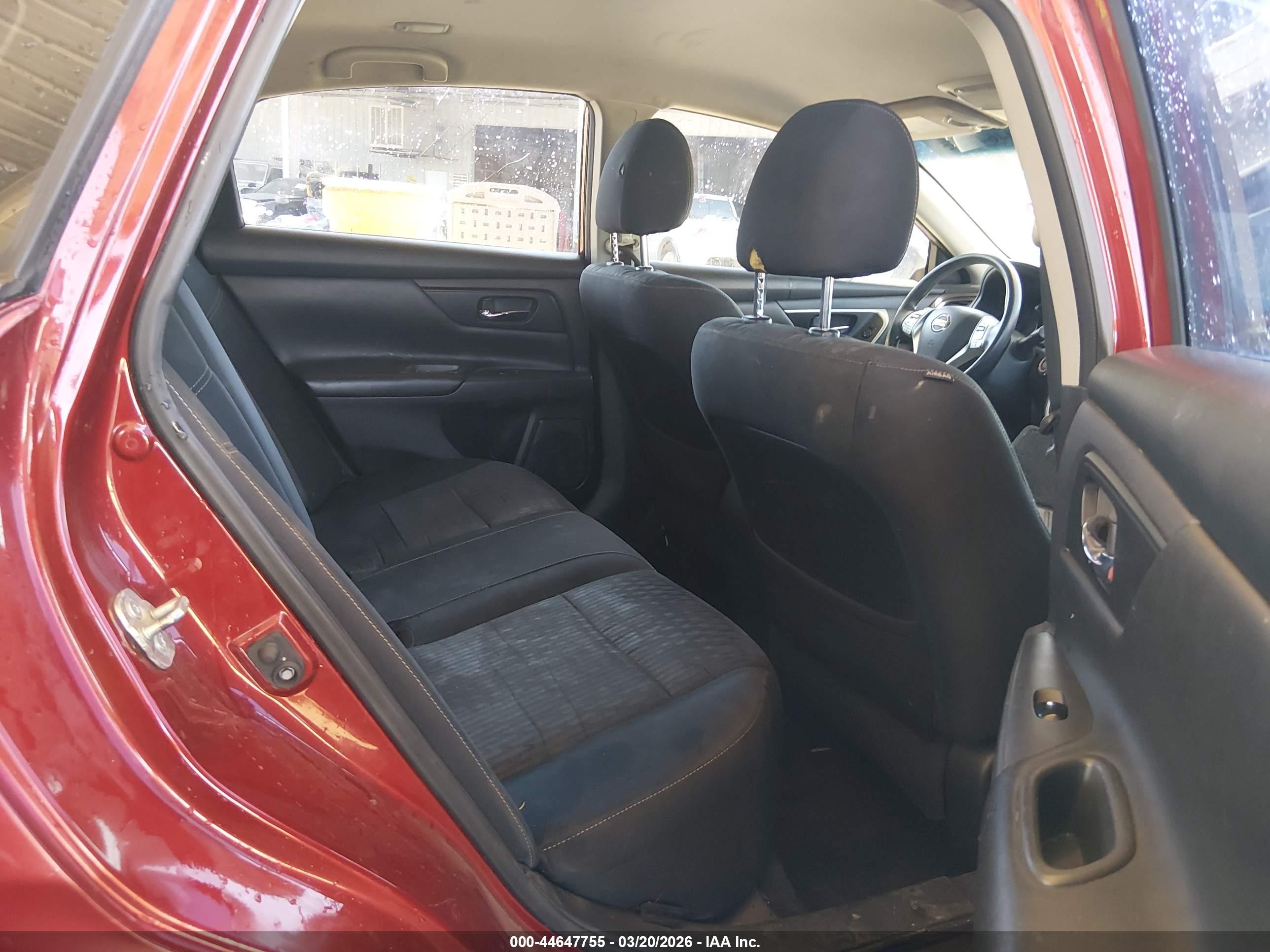 NISSAN ALTIMA image 8