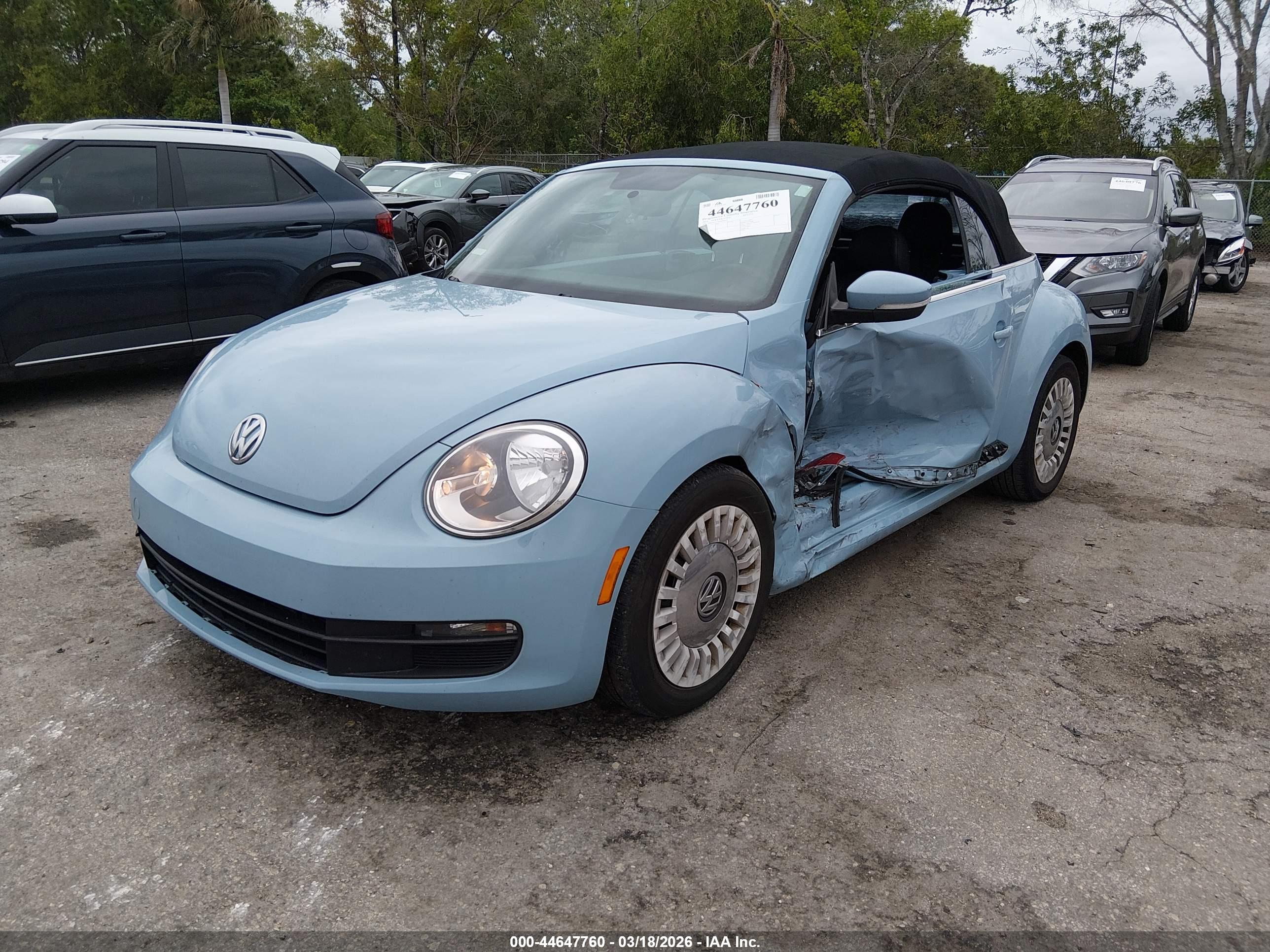 VOLKSWAGEN BEETLE image 2