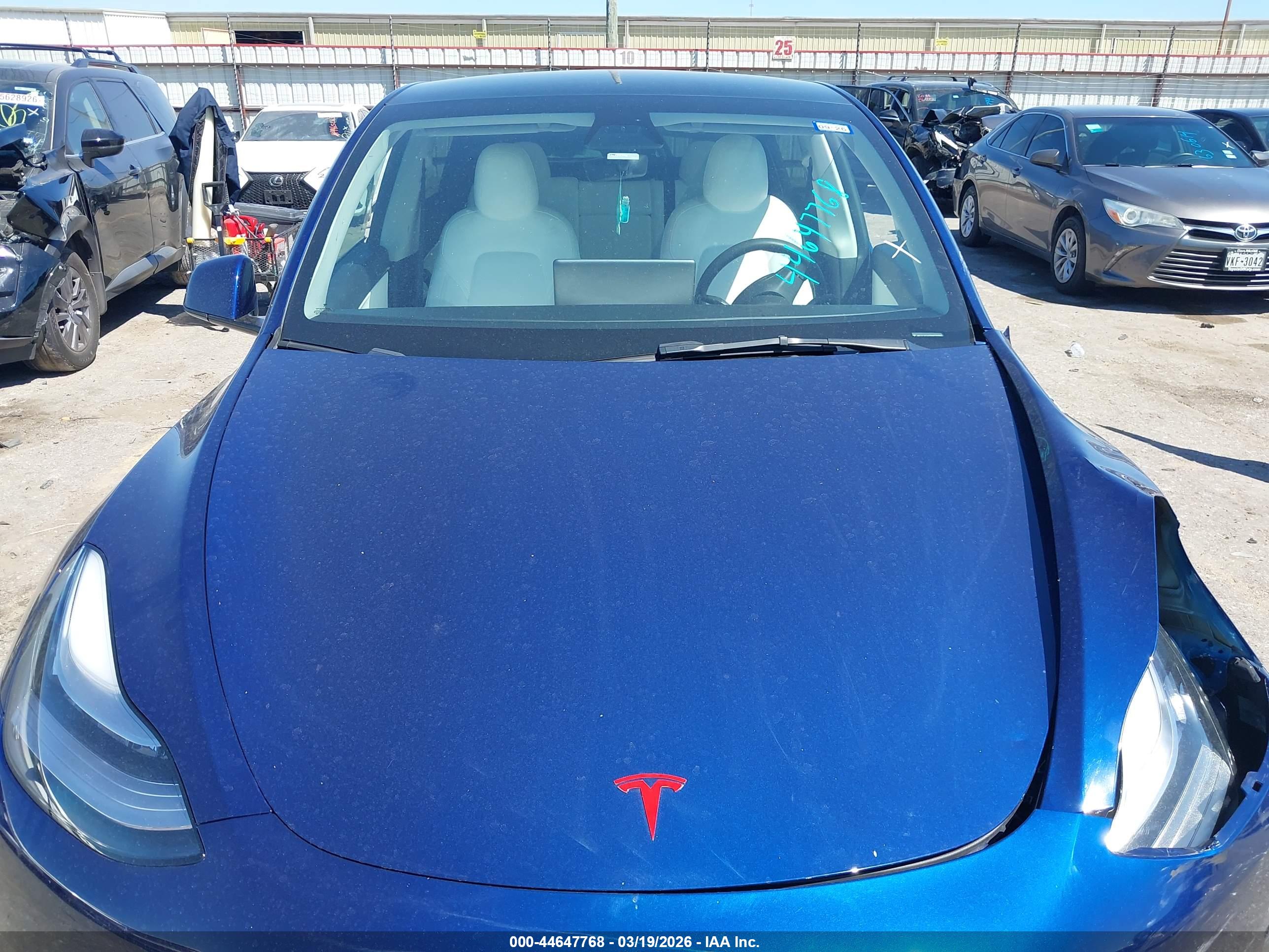 TESLA MODEL image 10