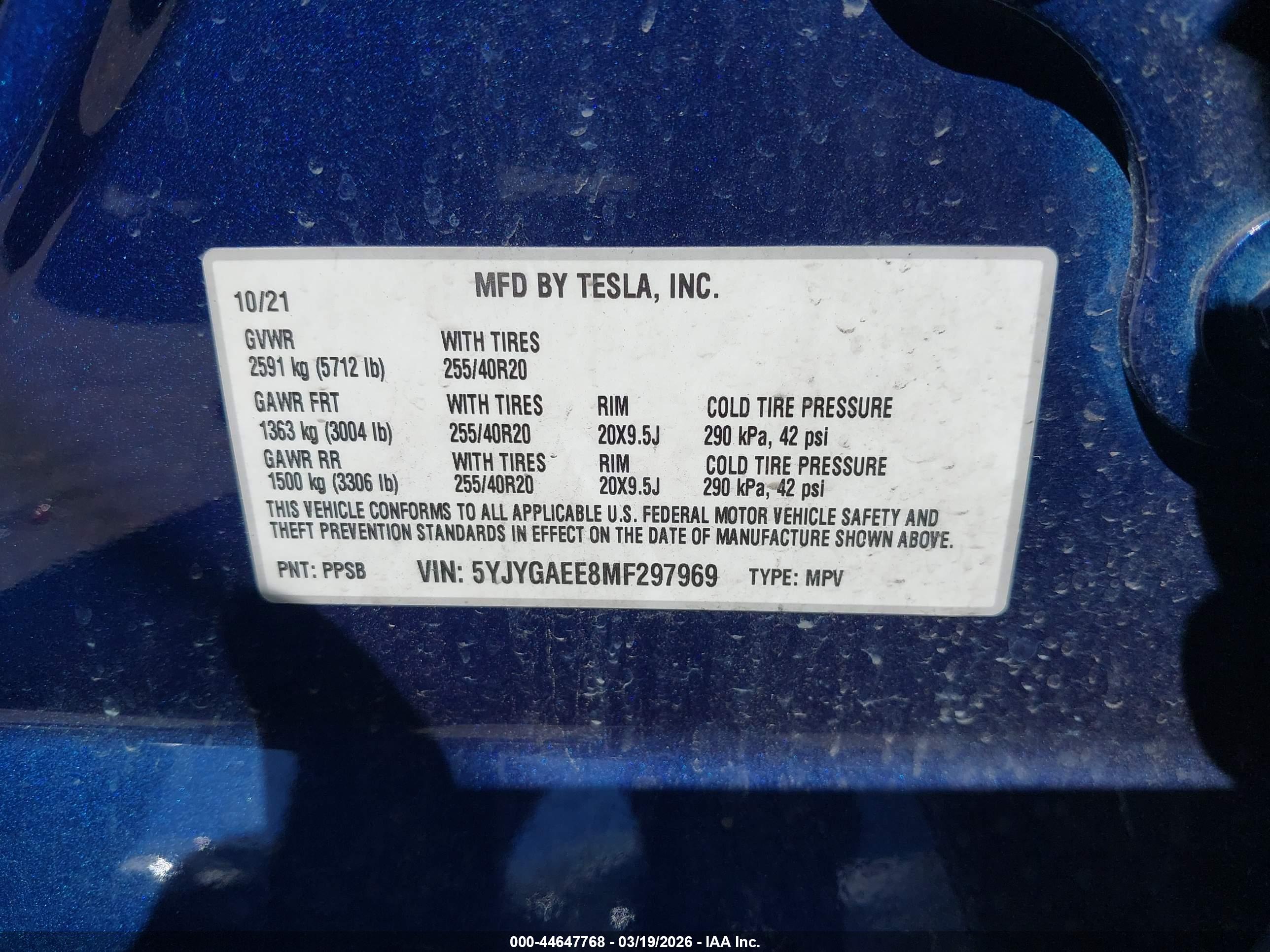 TESLA MODEL image 9
