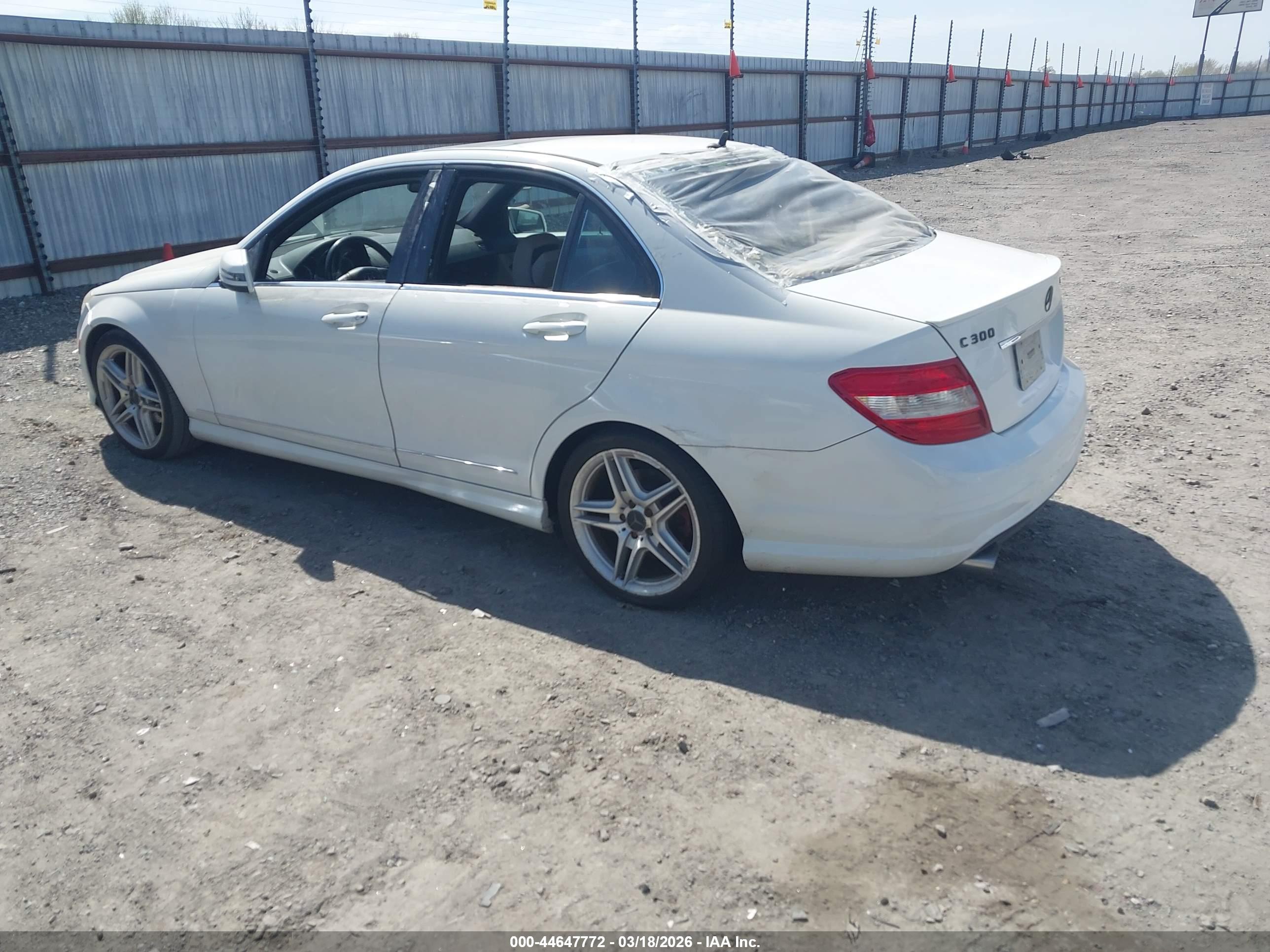 MERCEDES-BENZ C image 3