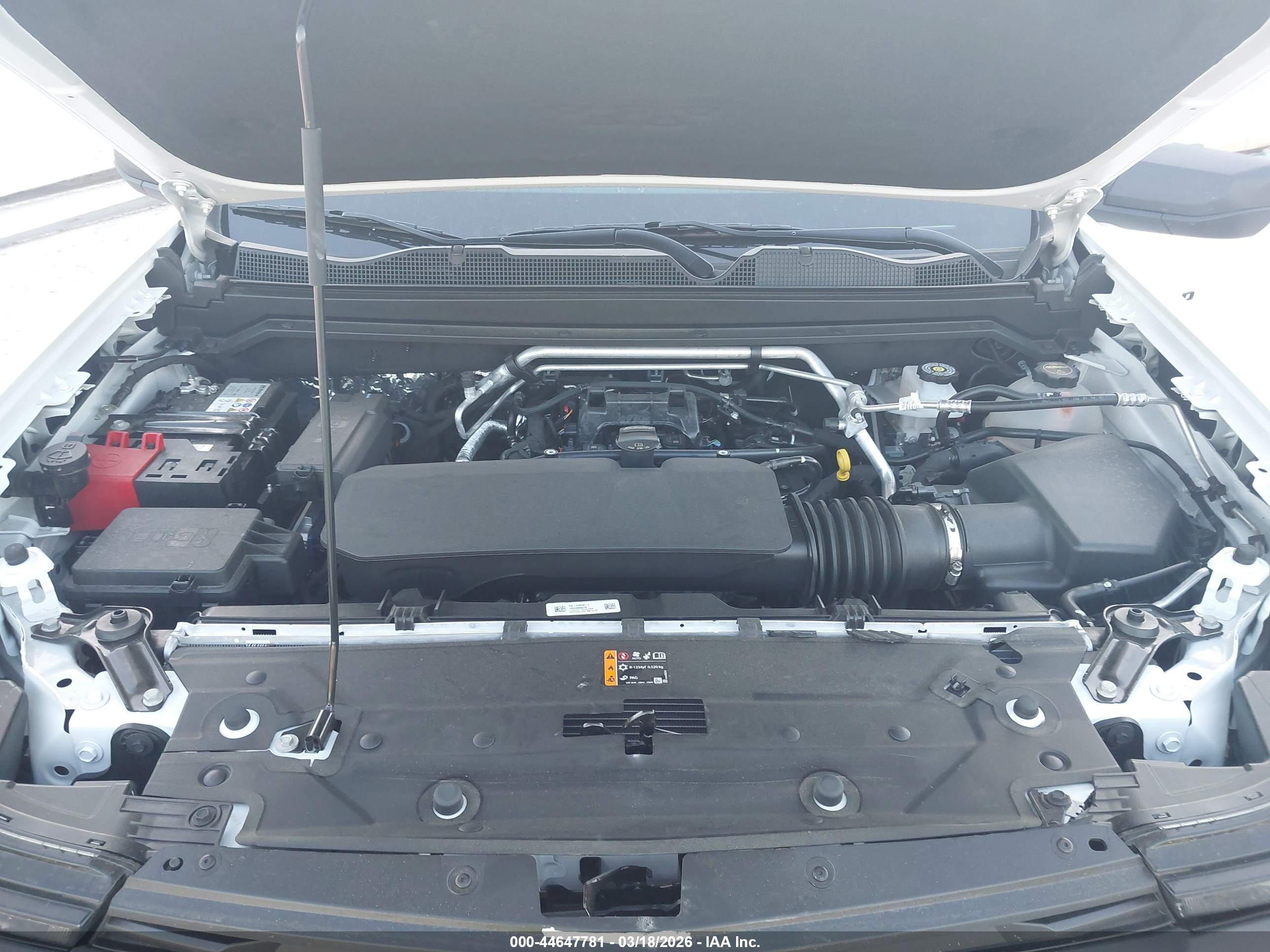 CHEVROLET COLORADO image 10
