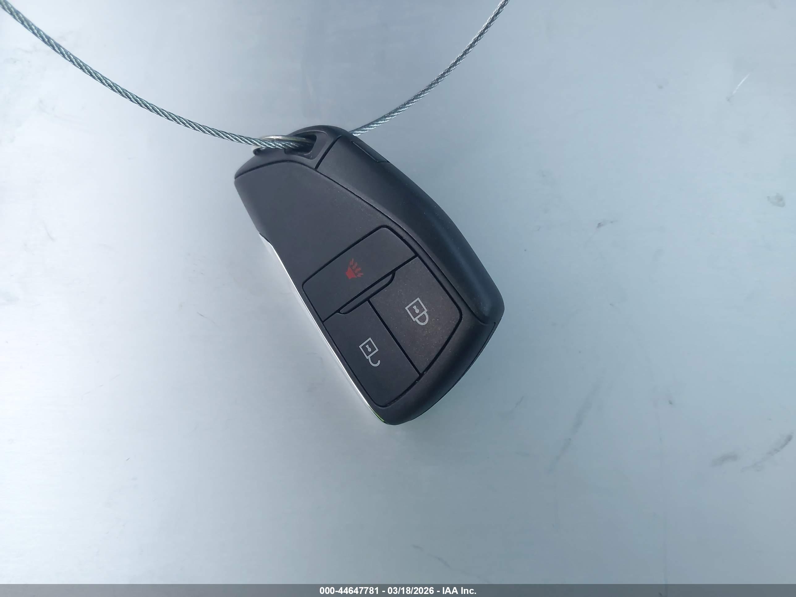 CHEVROLET COLORADO image 11