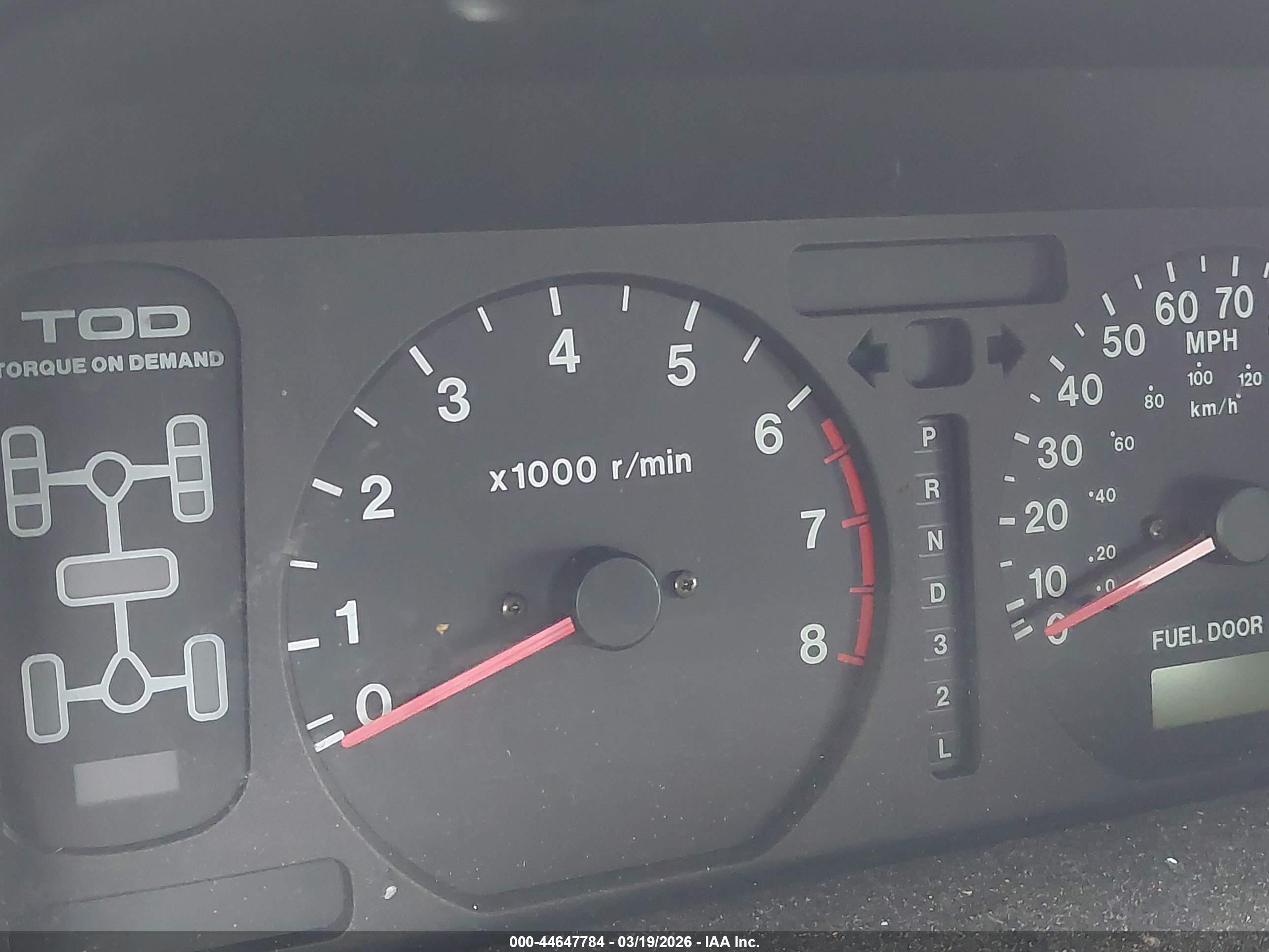 ISUZU TROOPER image 6