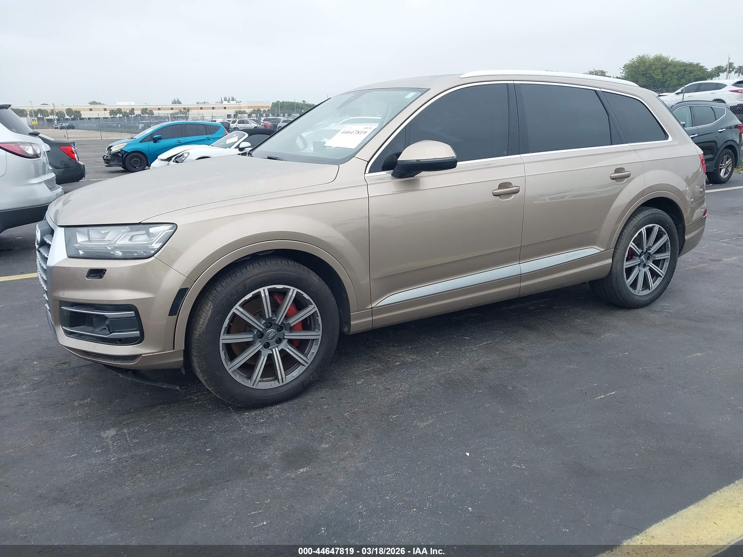 AUDI Q7 image 2