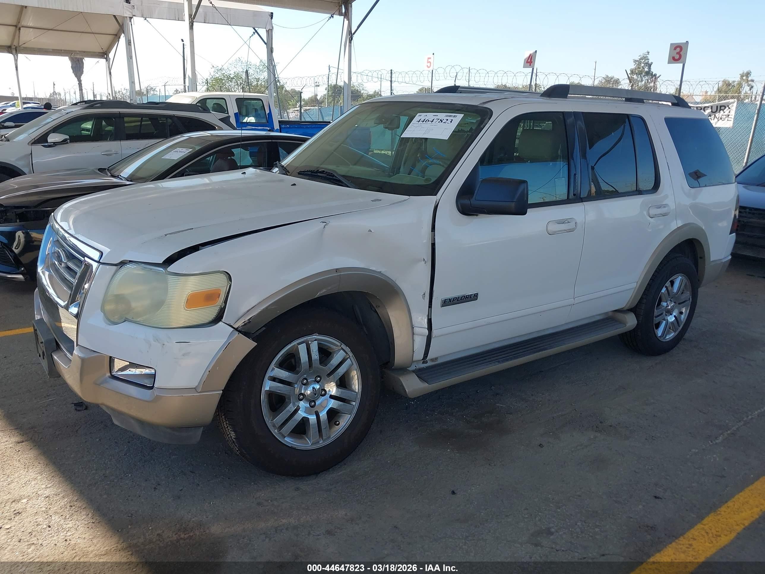 FORD EXPLORER image 2