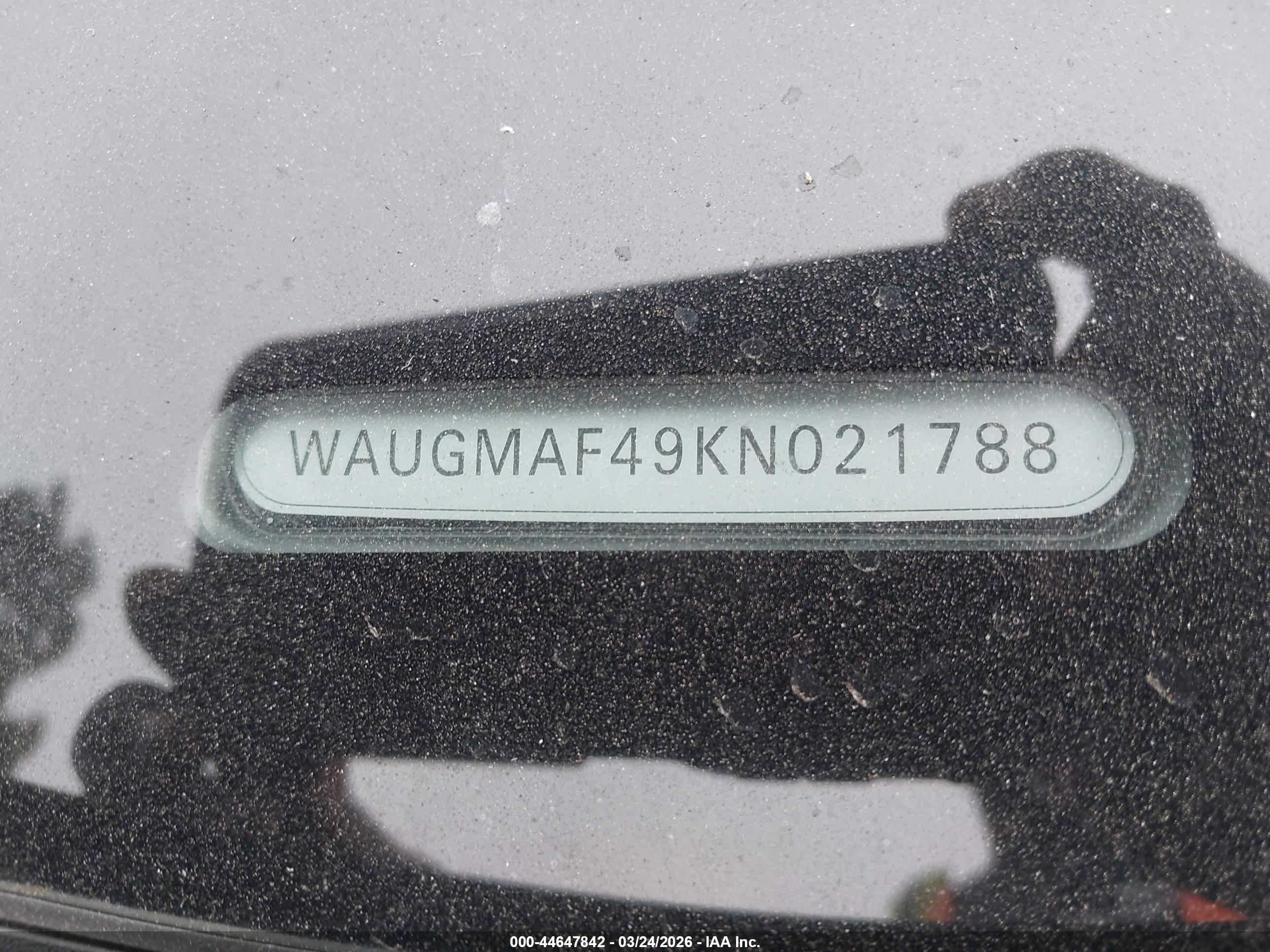 AUDI A4 image 9