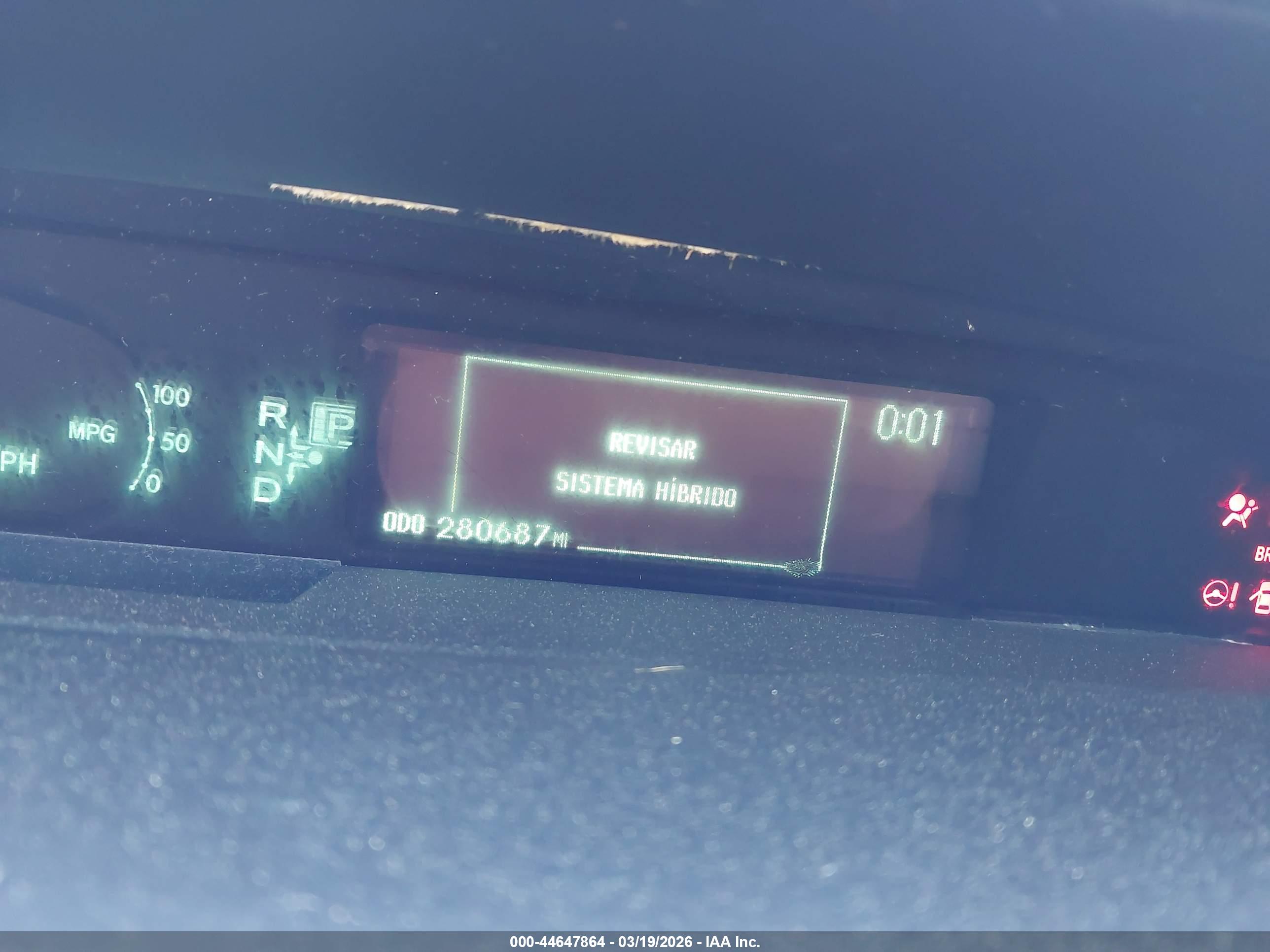 TOYOTA PRIUS image 7