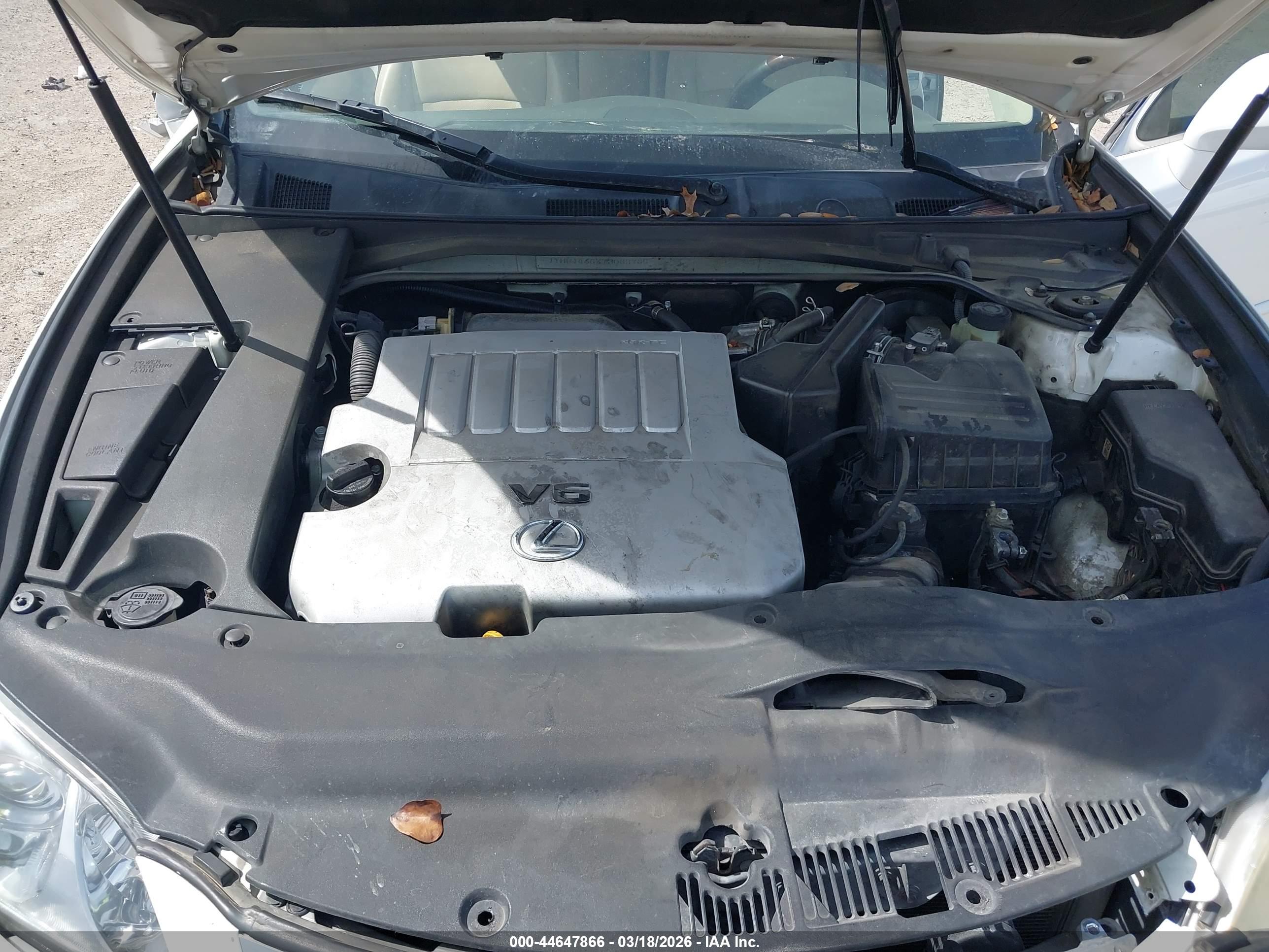 LEXUS ES image 10