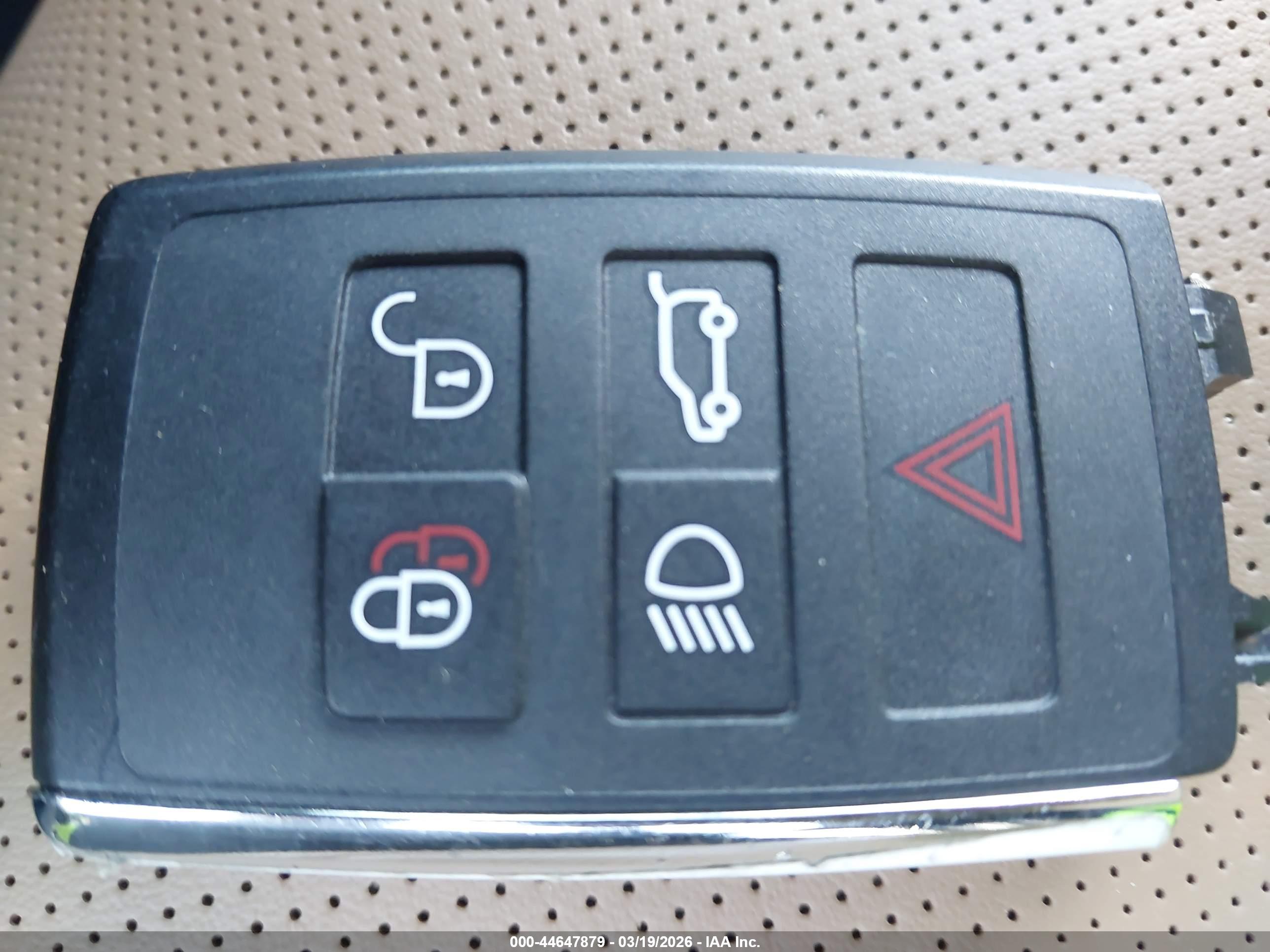 LAND ROVER image 11