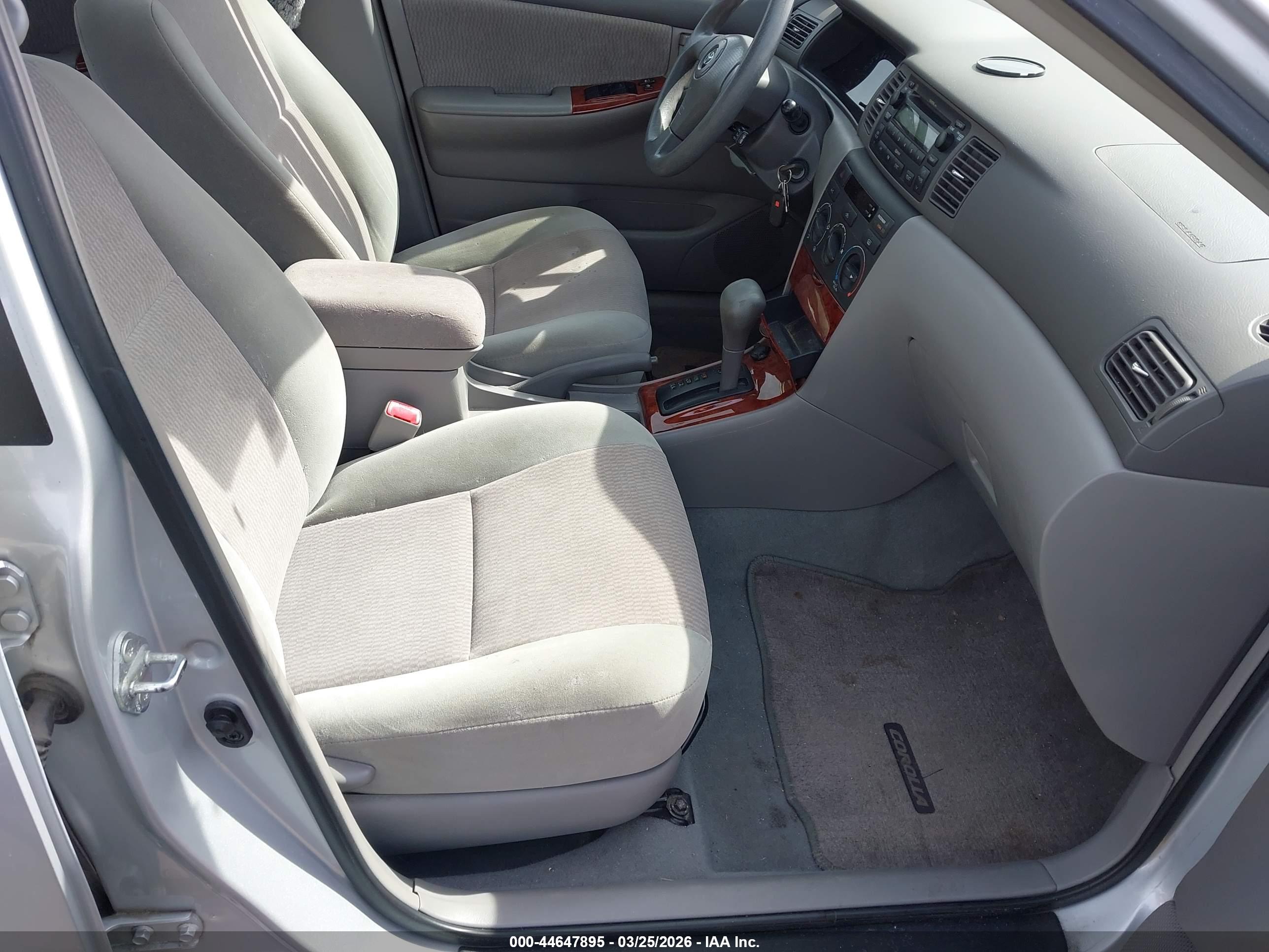 TOYOTA COROLLA image 5