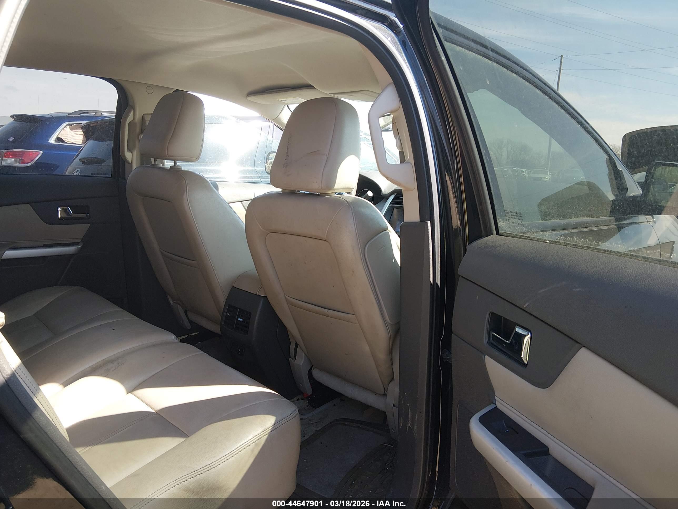 FORD EDGE image 8