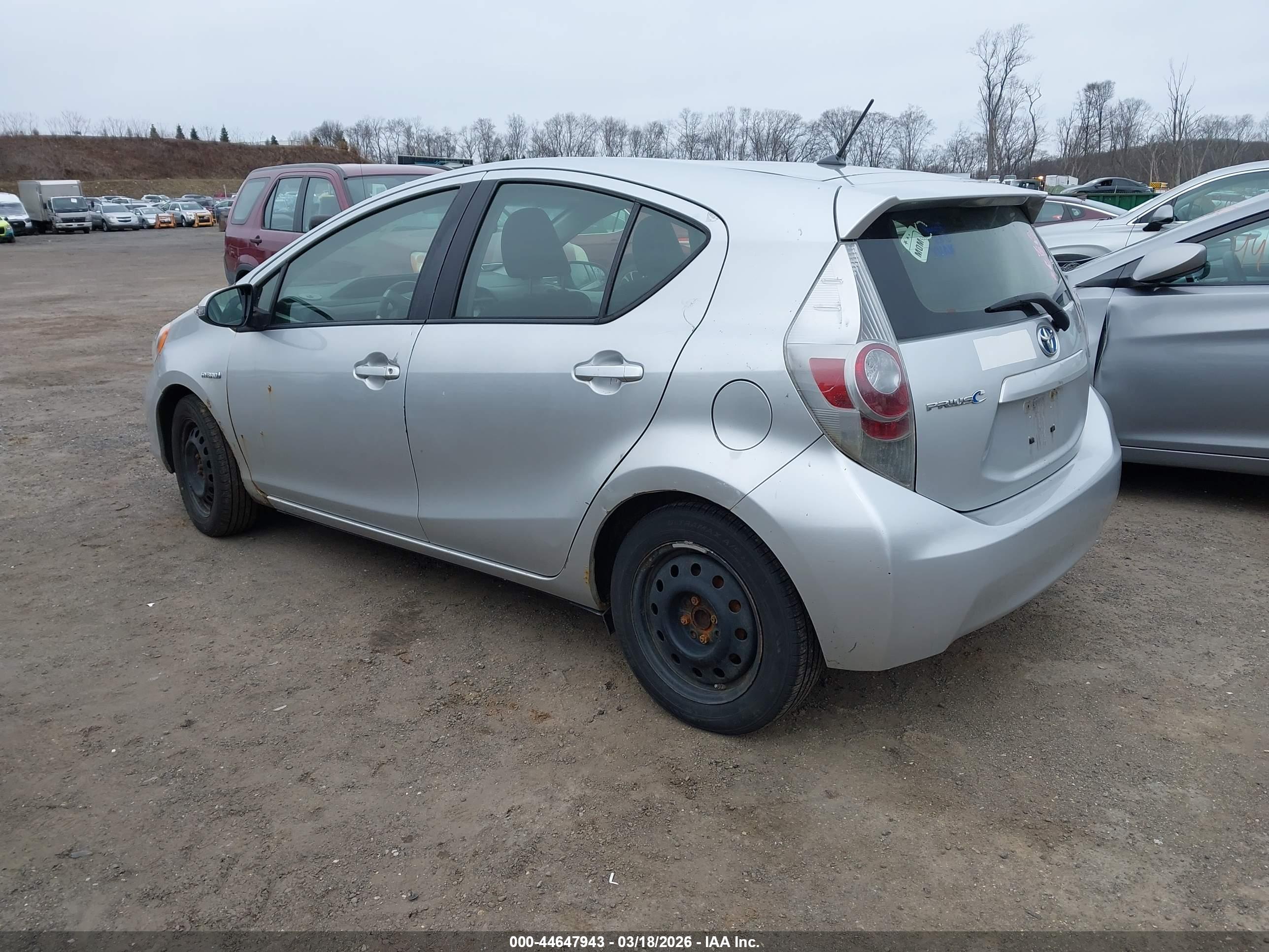 TOYOTA PRIUS image 3