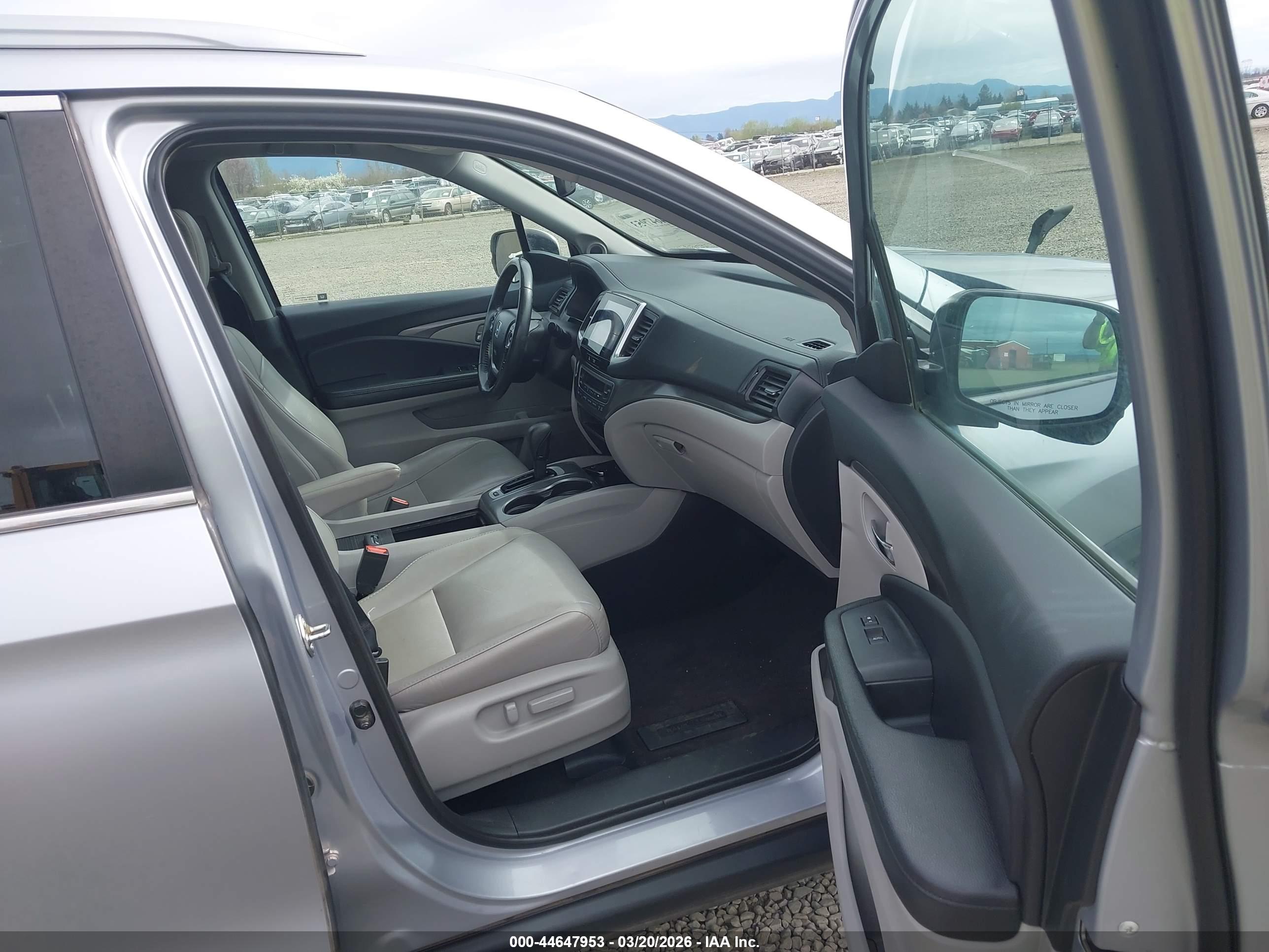 HONDA PILOT image 5
