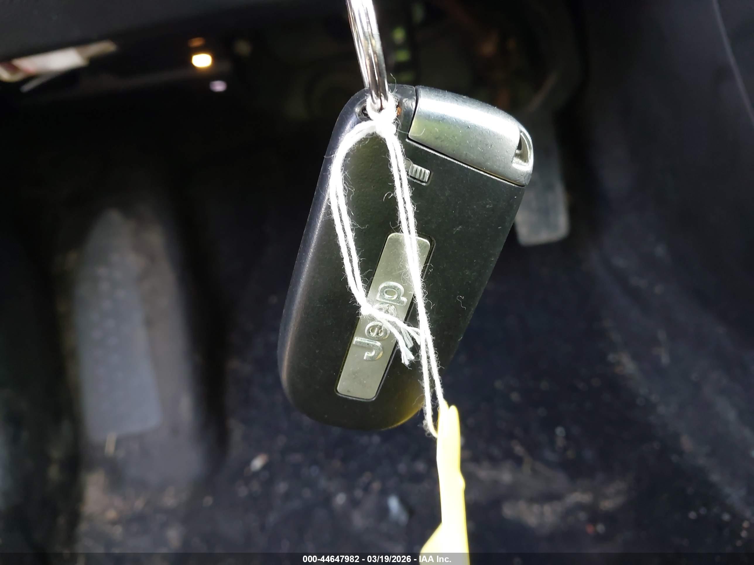 JEEP CHEROKEE image 11