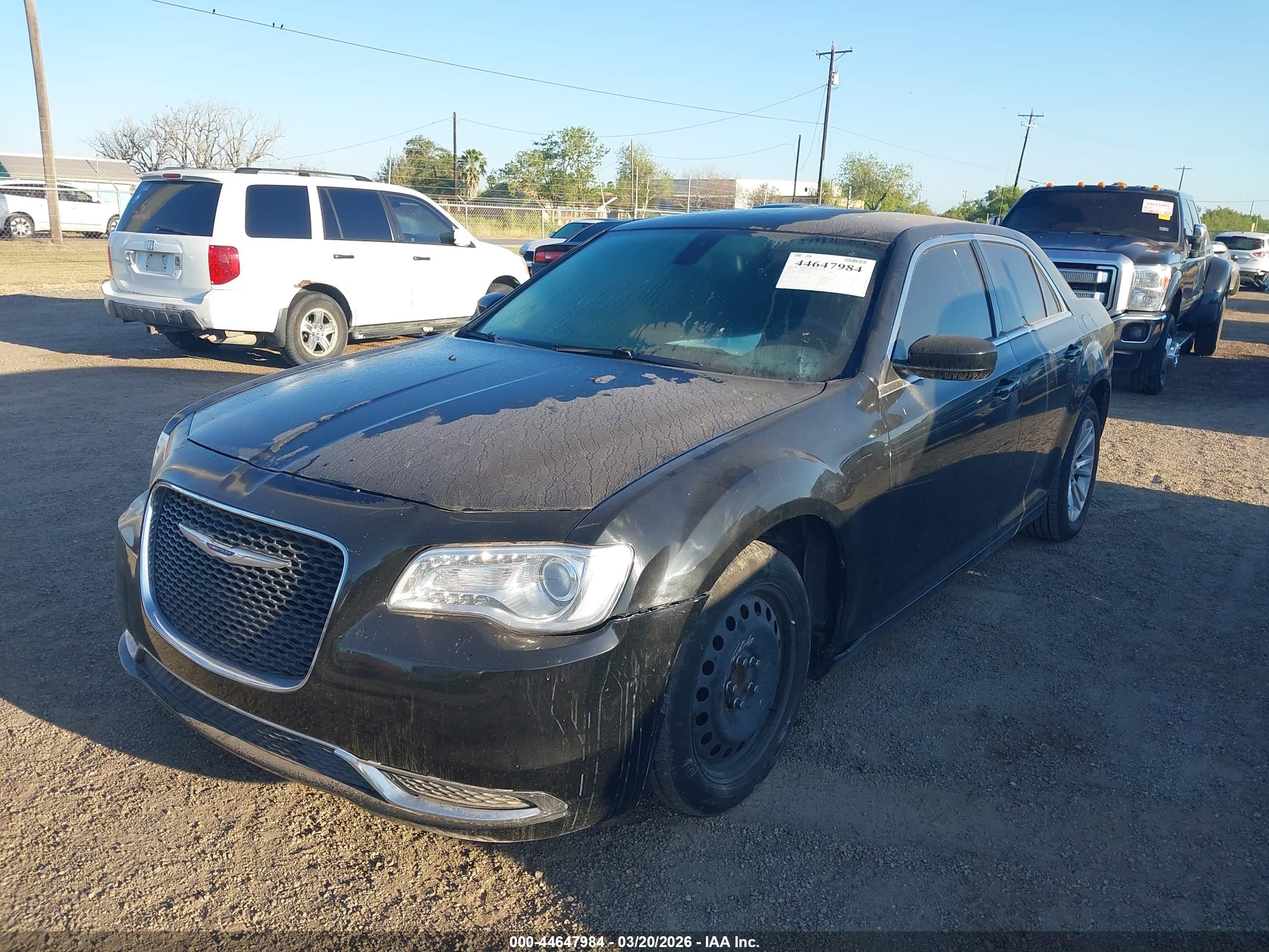 CHRYSLER 300 image 6