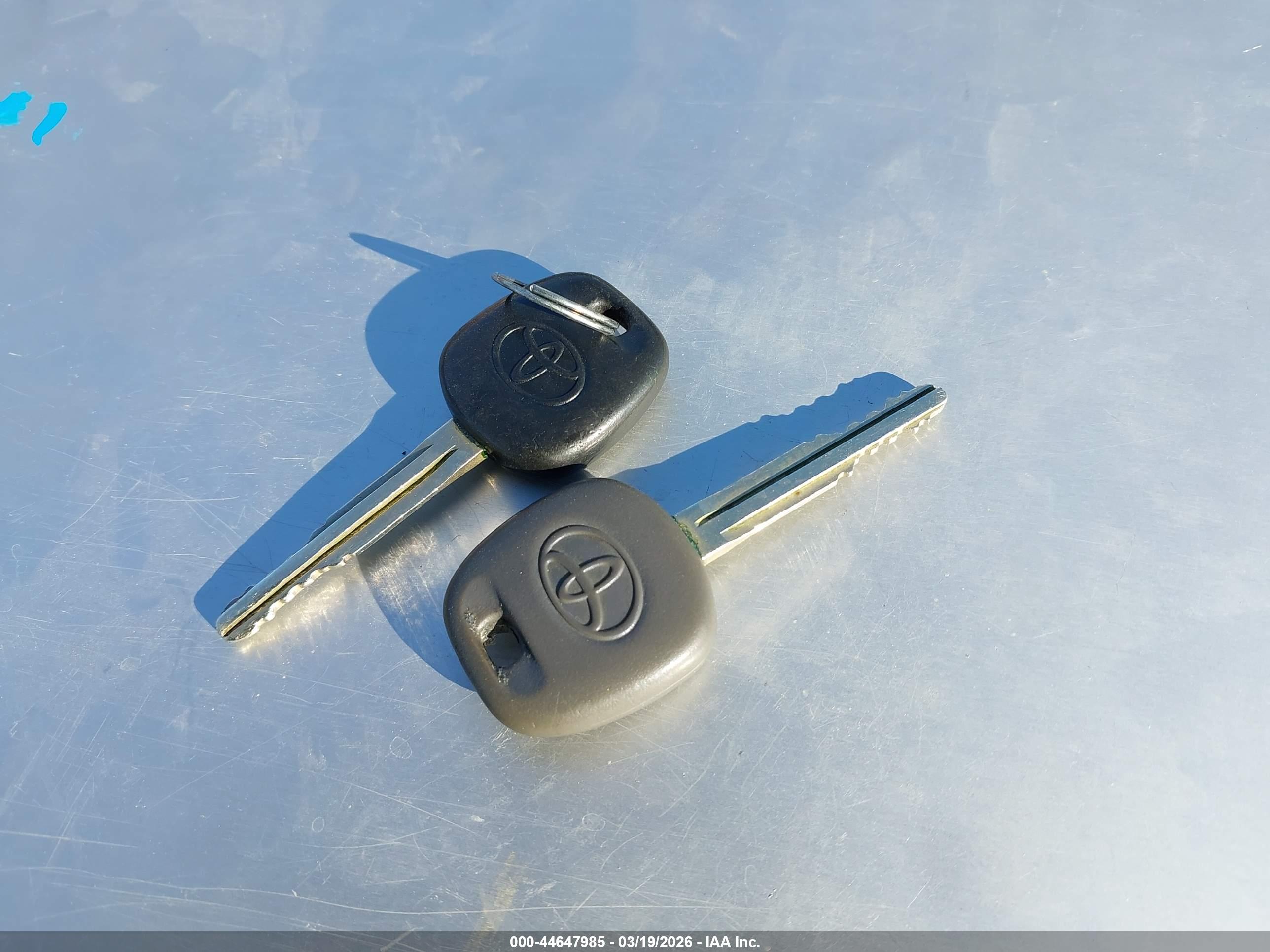 TOYOTA TACOMA image 11