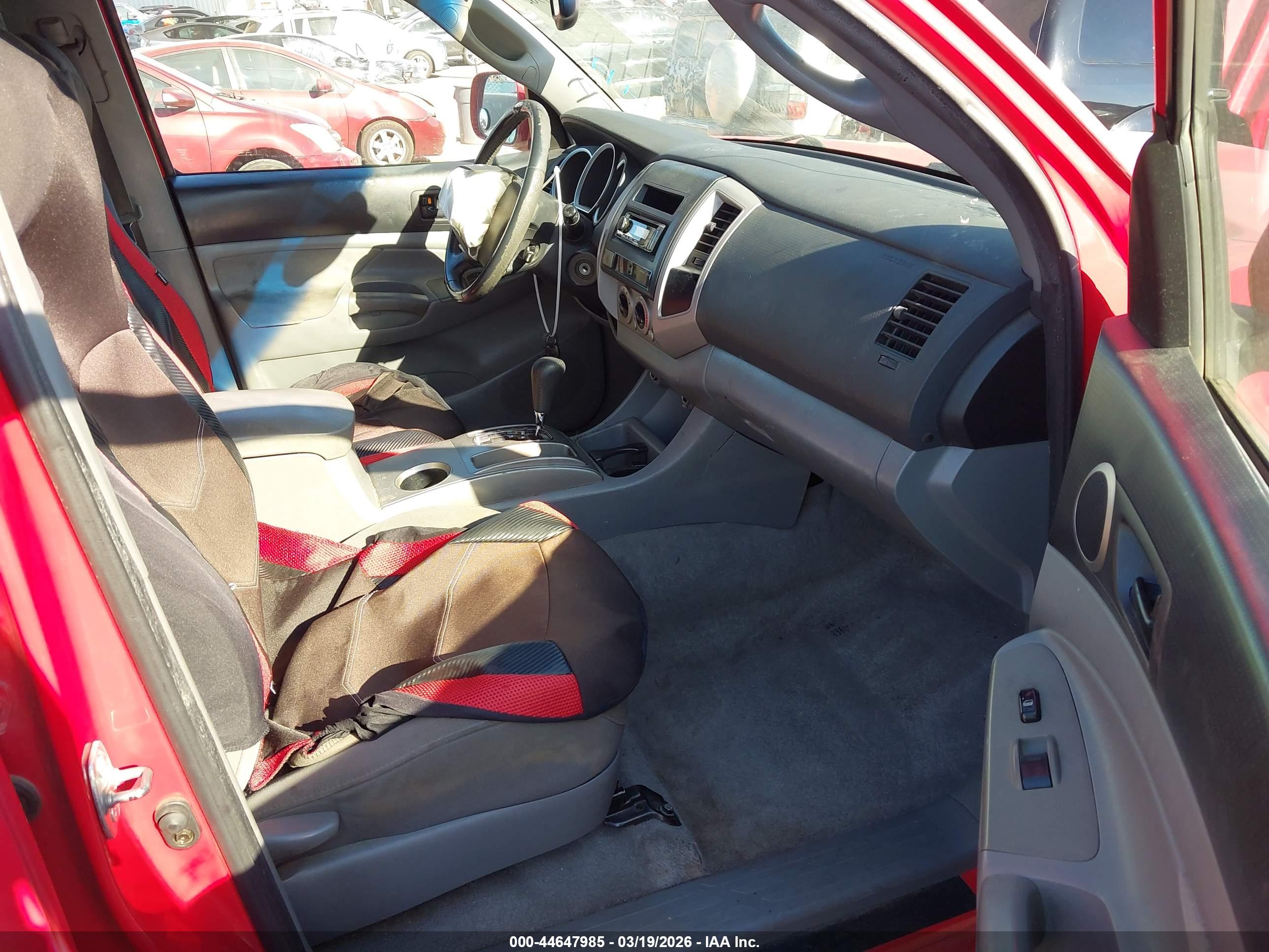 TOYOTA TACOMA image 5