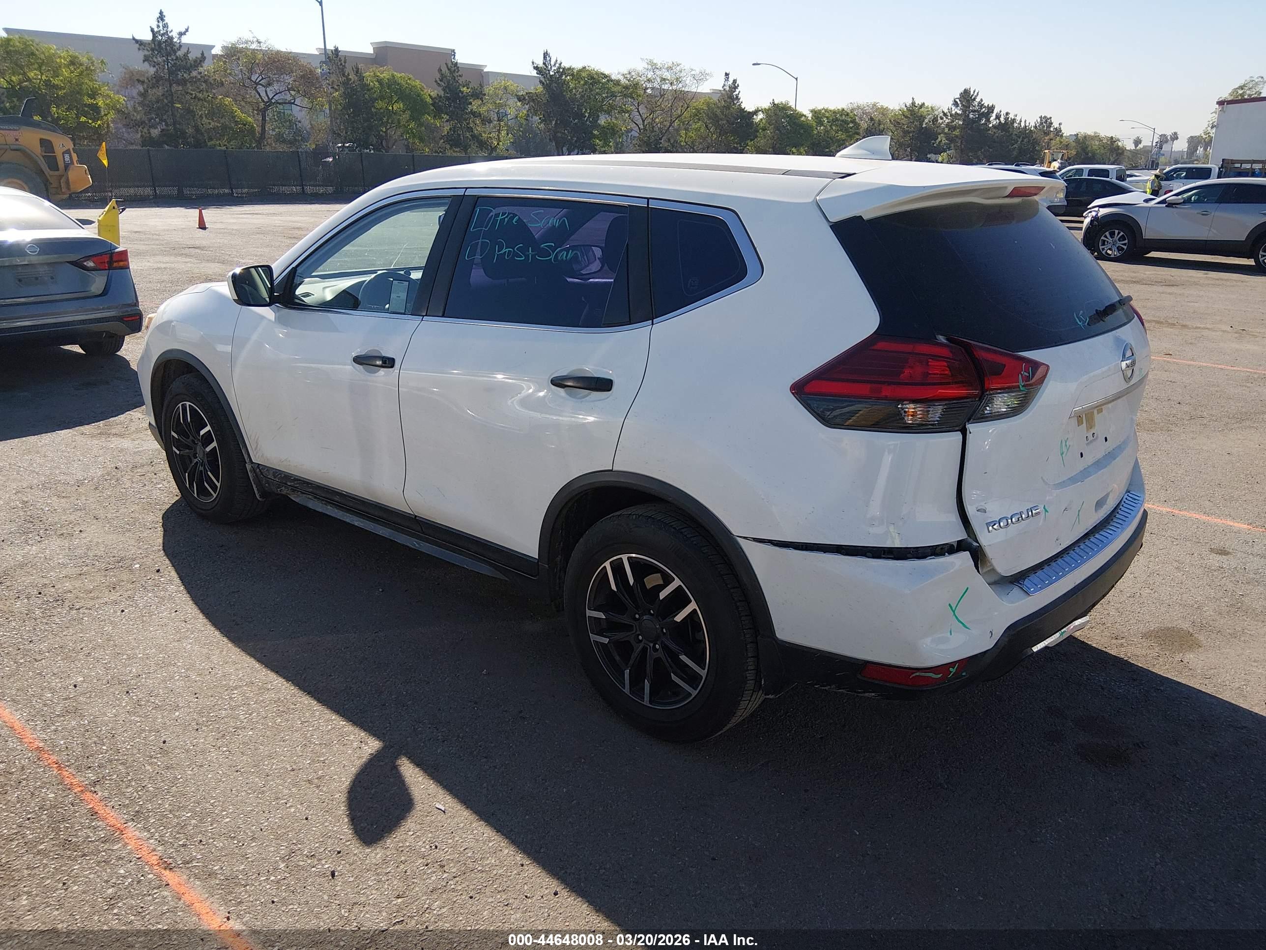 NISSAN ROGUE image 3