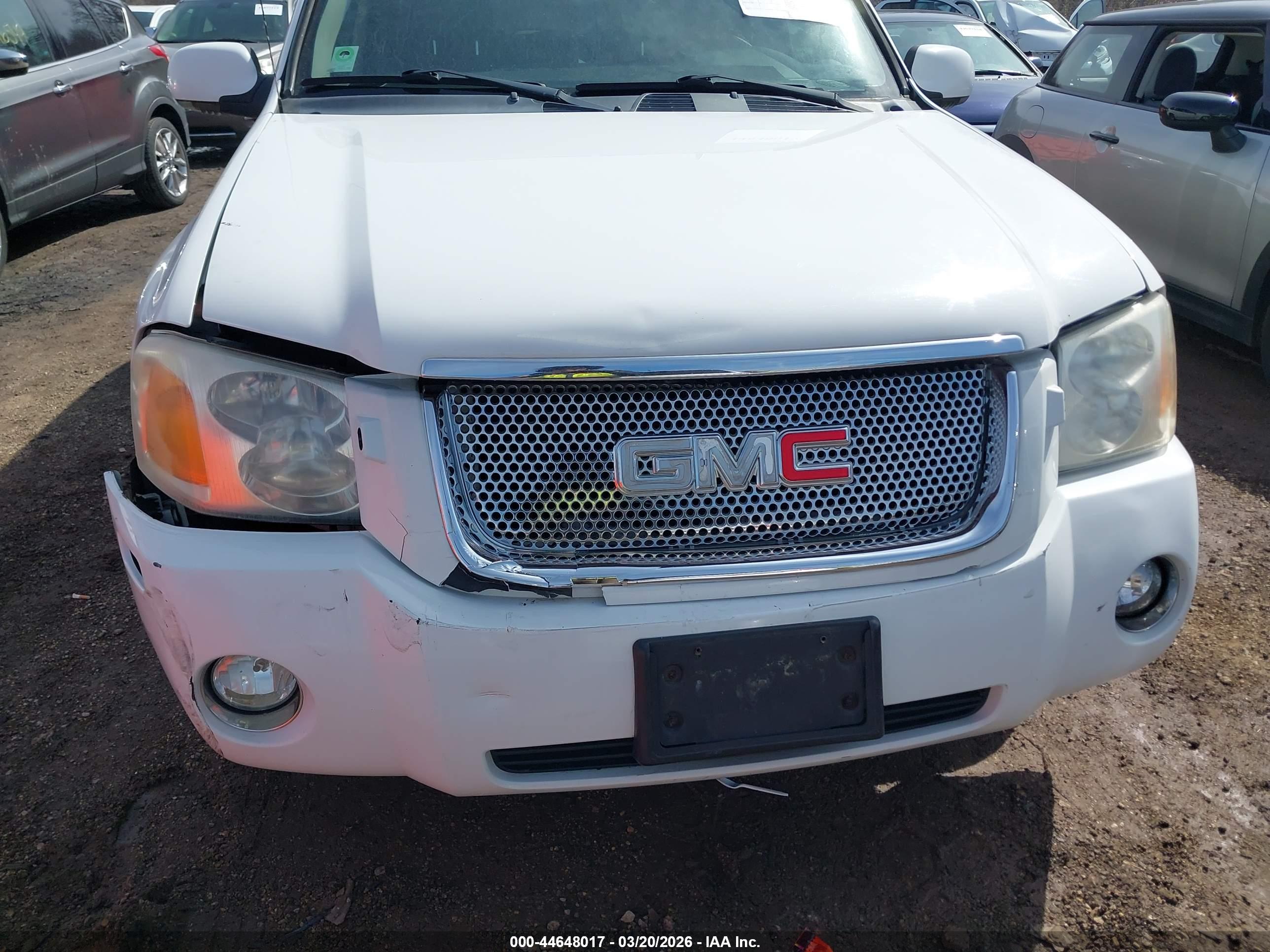 GMC ENVOY image 6