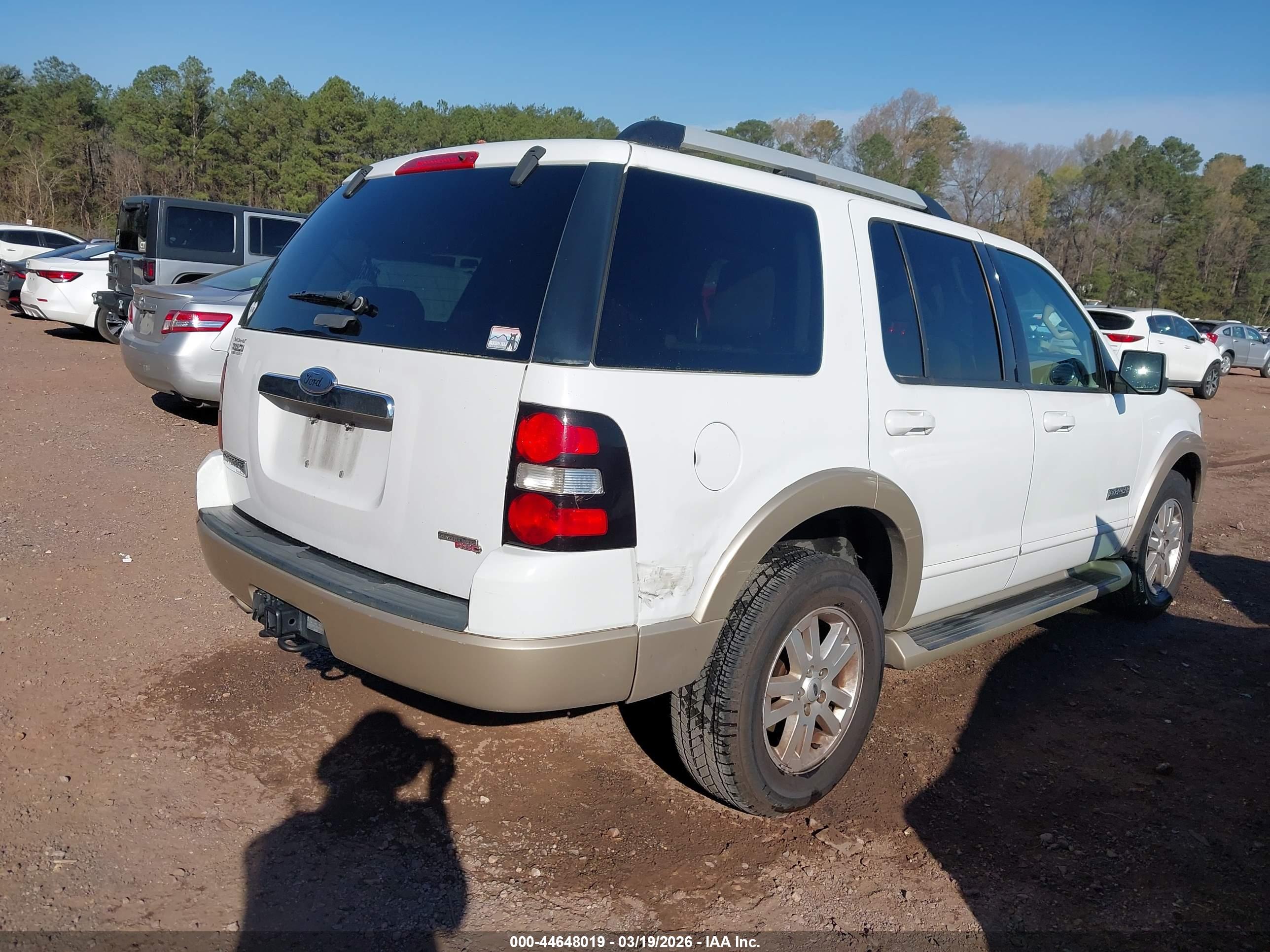 FORD EXPLORER image 4