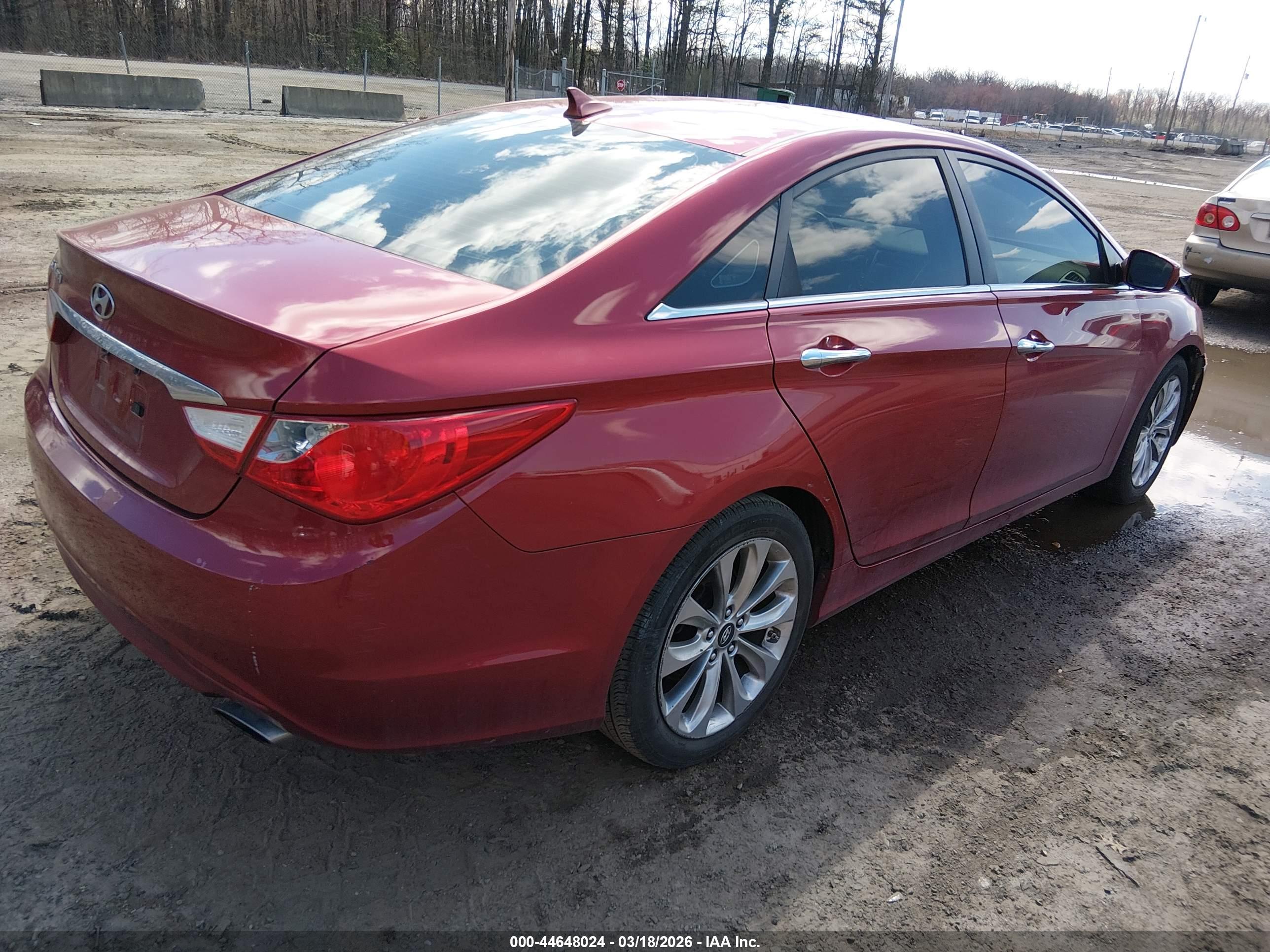 HYUNDAI SONATA image 4