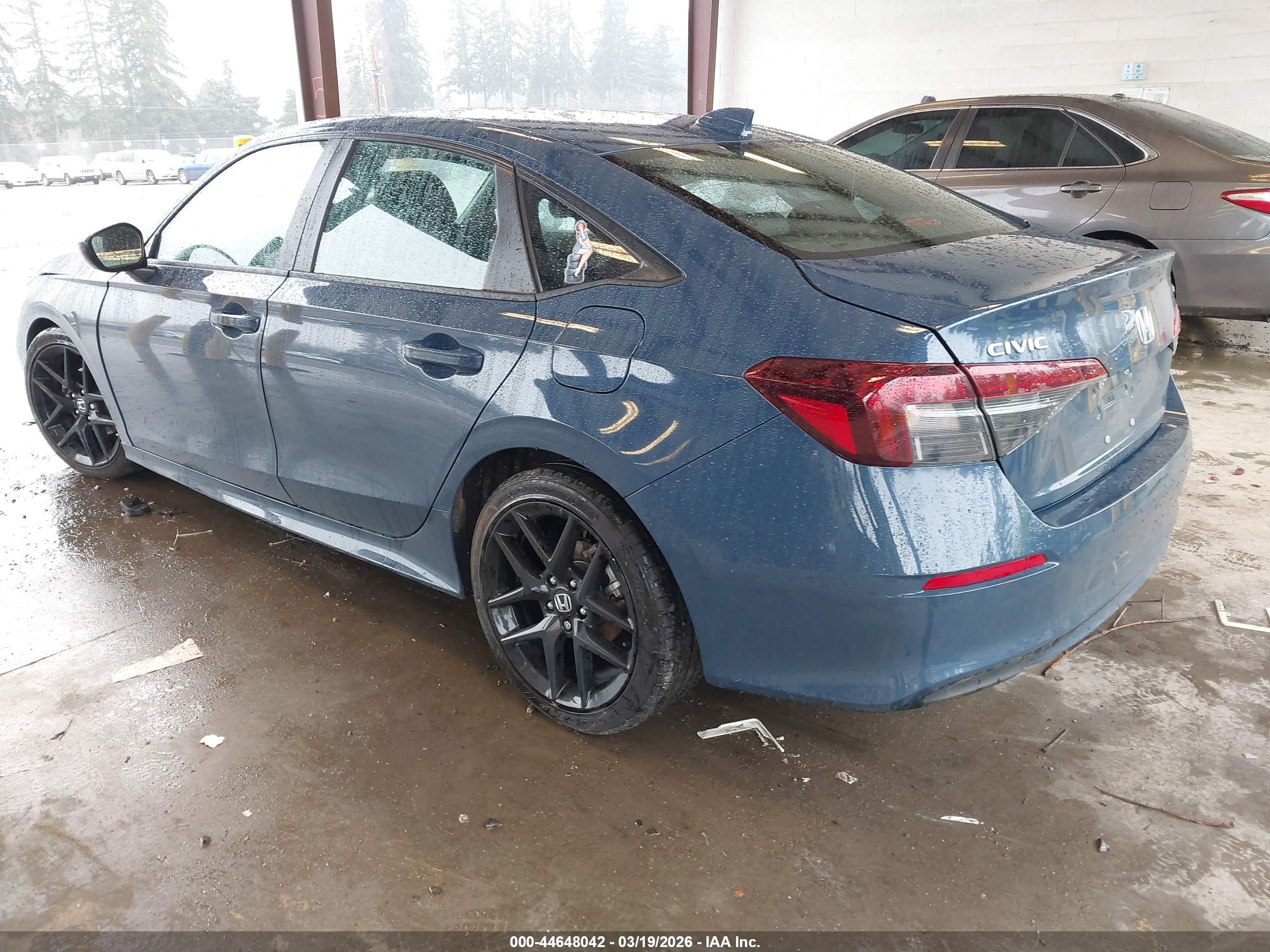 HONDA CIVIC image 3