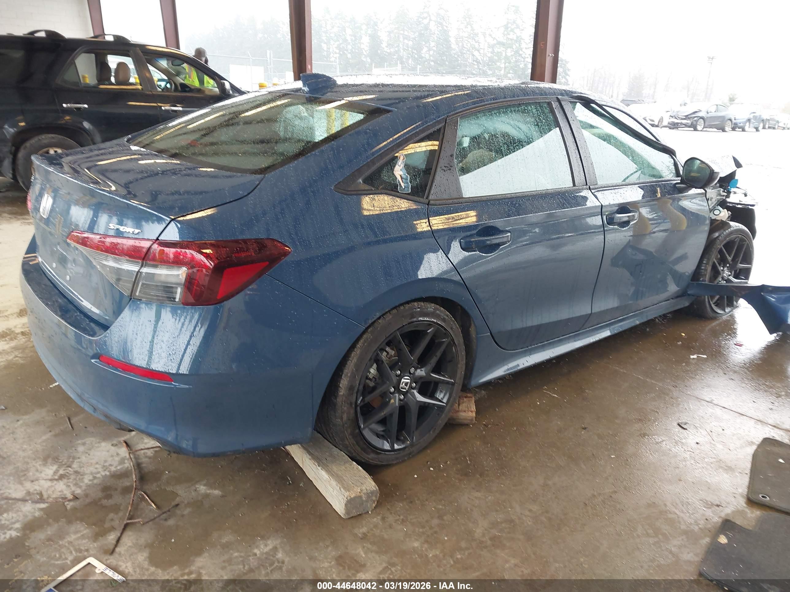HONDA CIVIC image 4