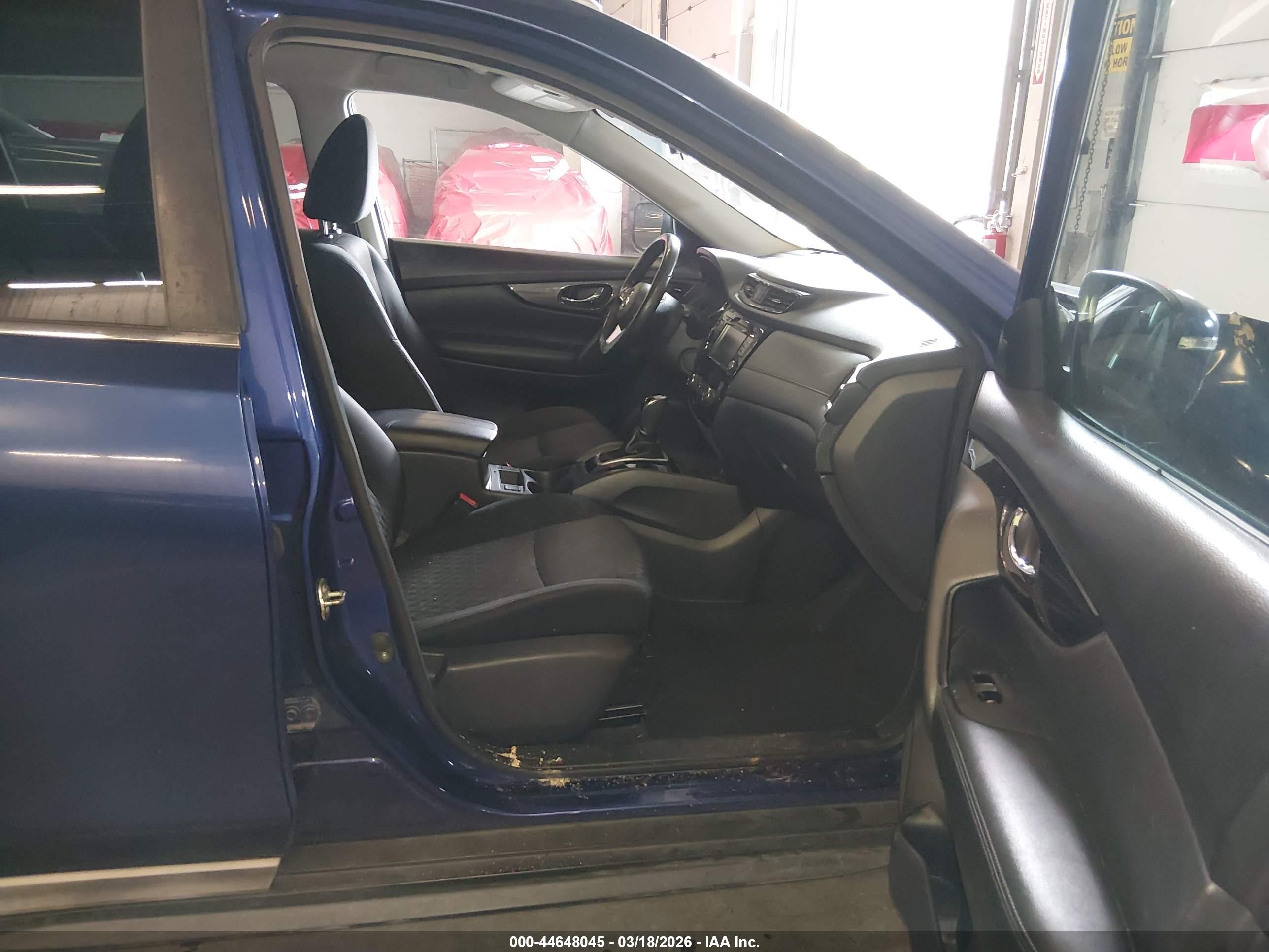 NISSAN ROGUE image 5