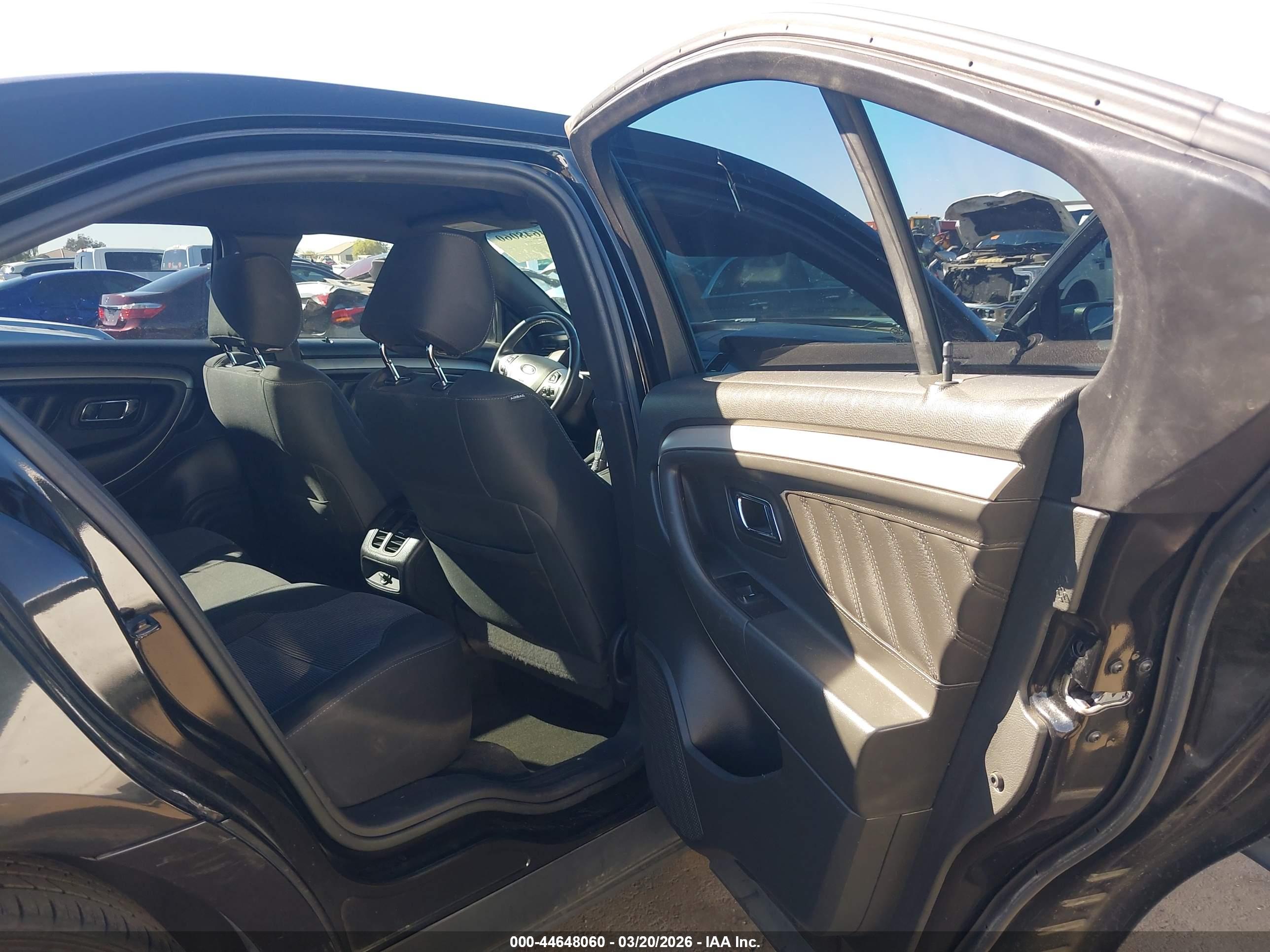 FORD TAURUS image 8