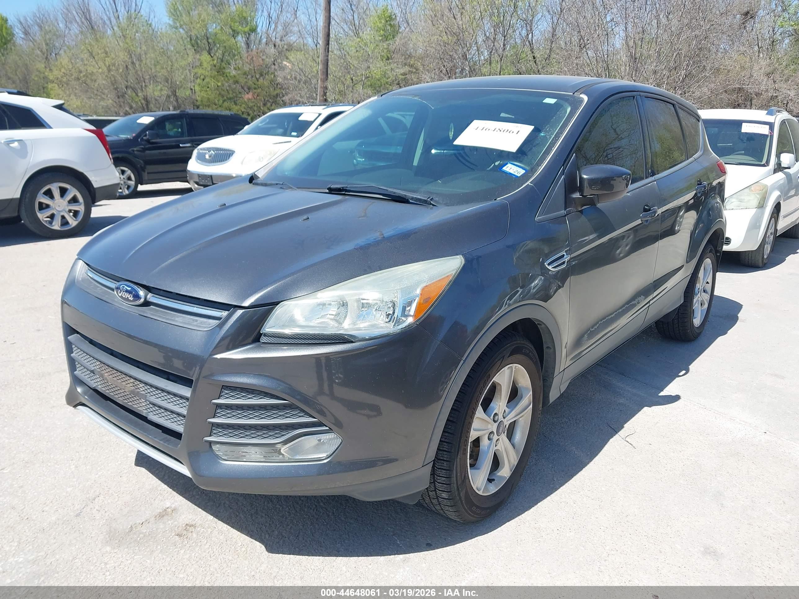 FORD ESCAPE image 2