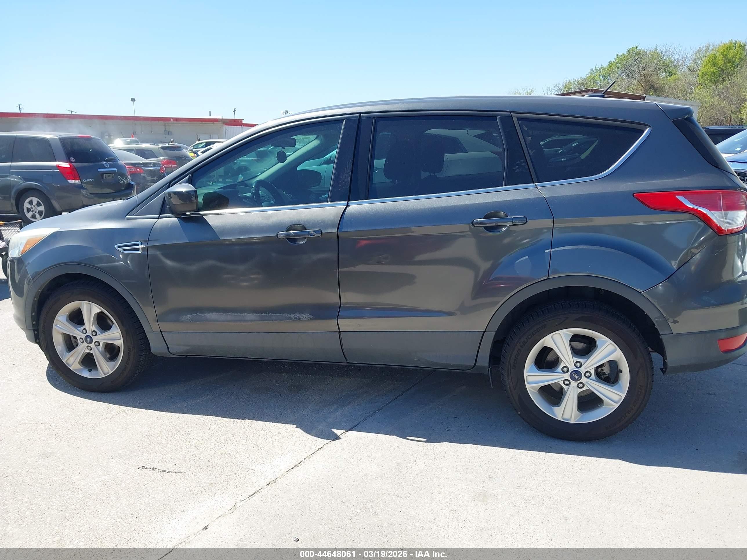 FORD ESCAPE image 6