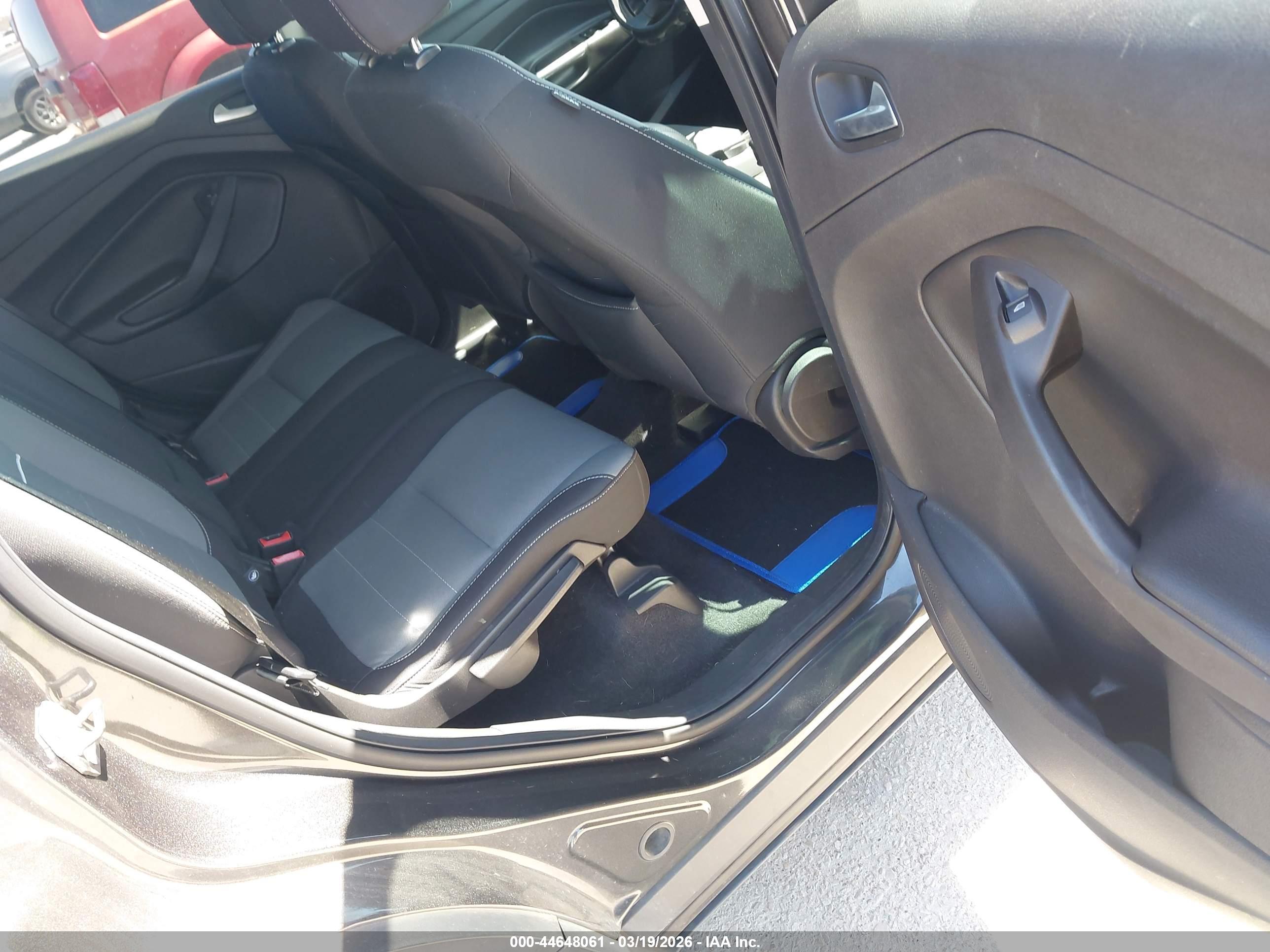 FORD ESCAPE image 8