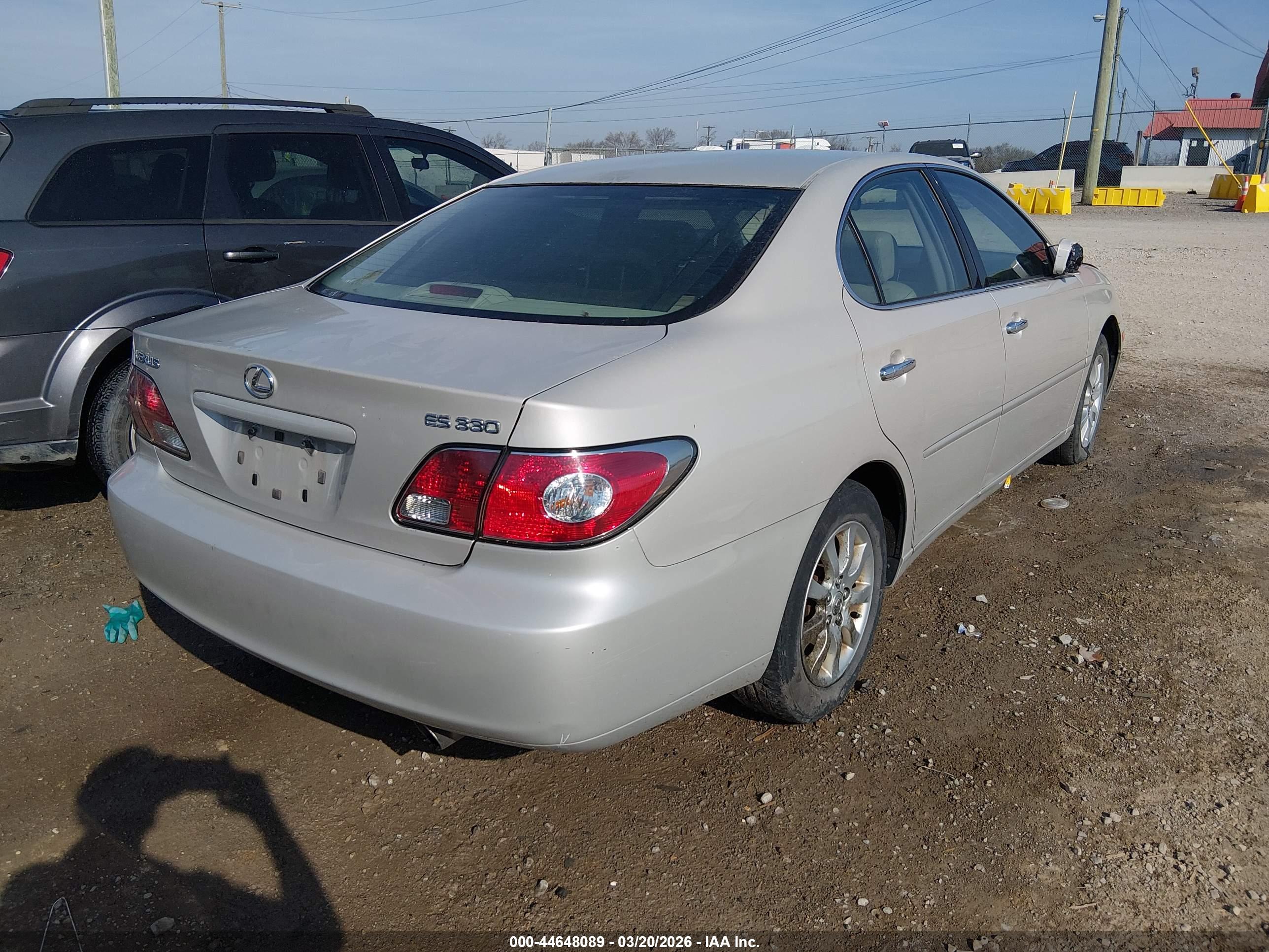 LEXUS ES image 4
