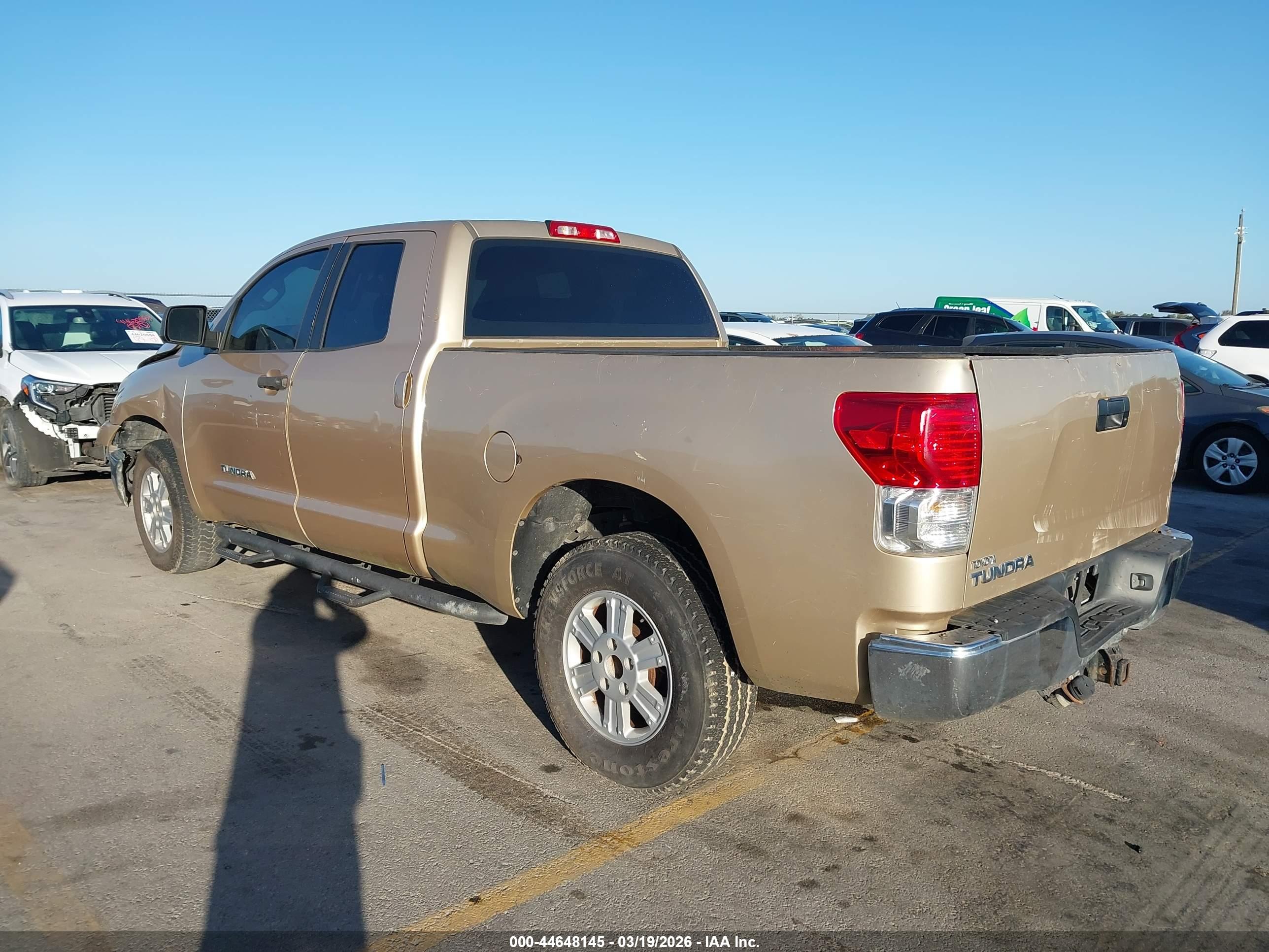 TOYOTA TUNDRA image 3