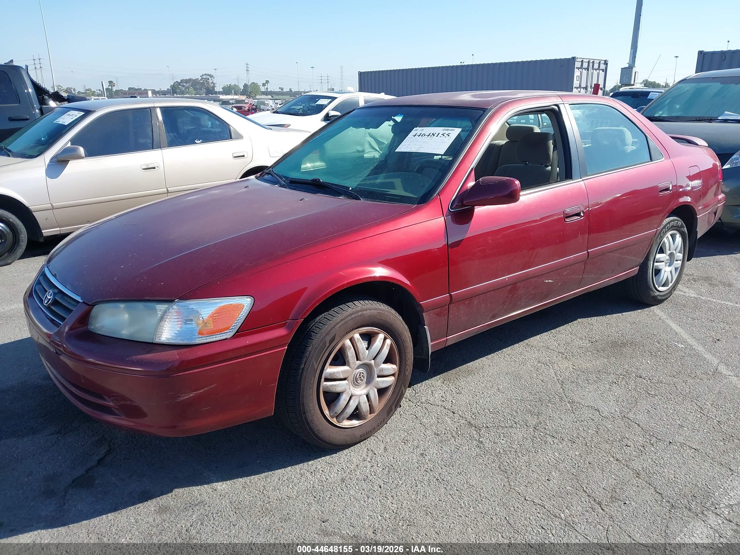 TOYOTA CAMRY image 2