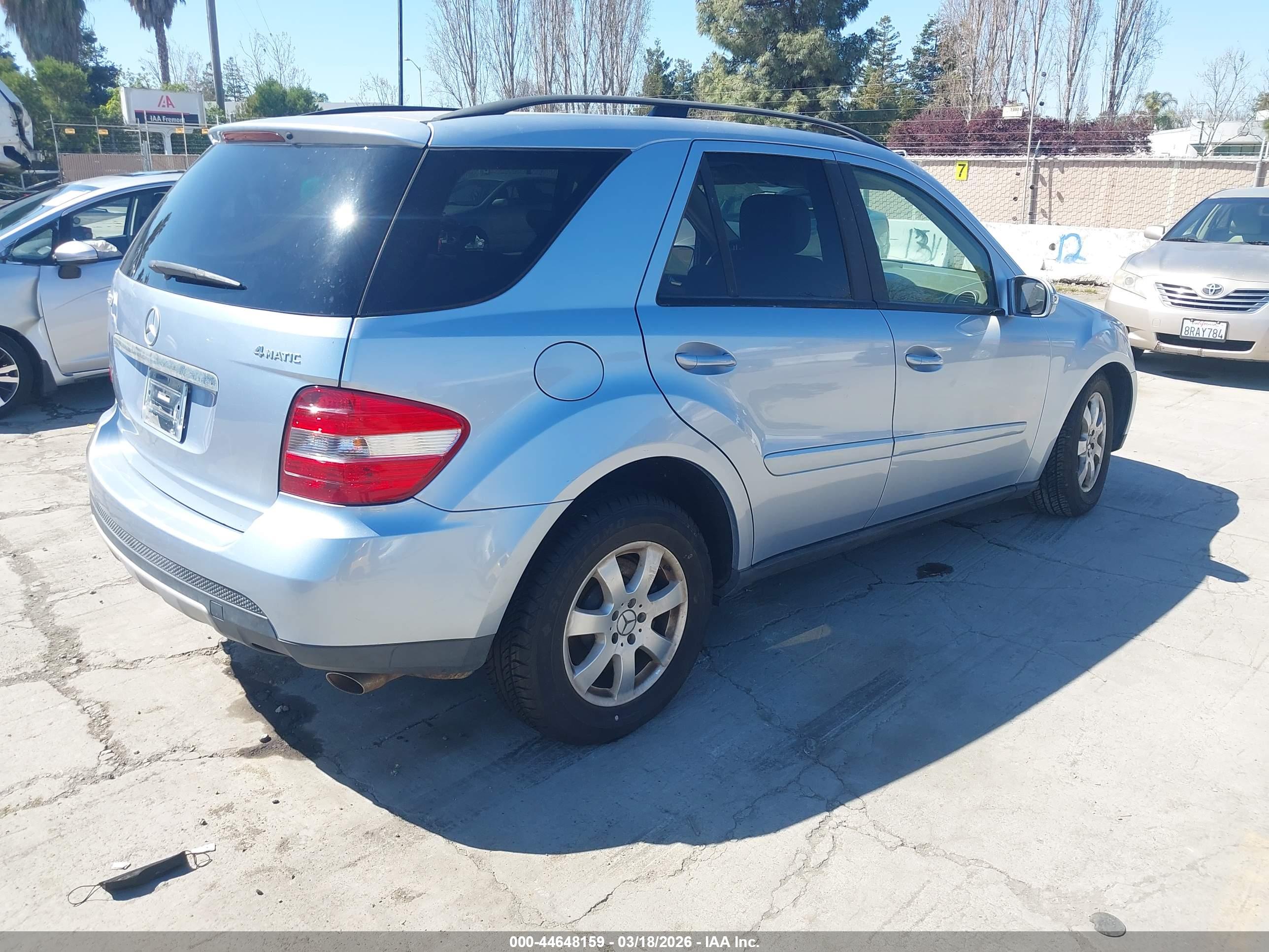 MERCEDES-BENZ ML image 4