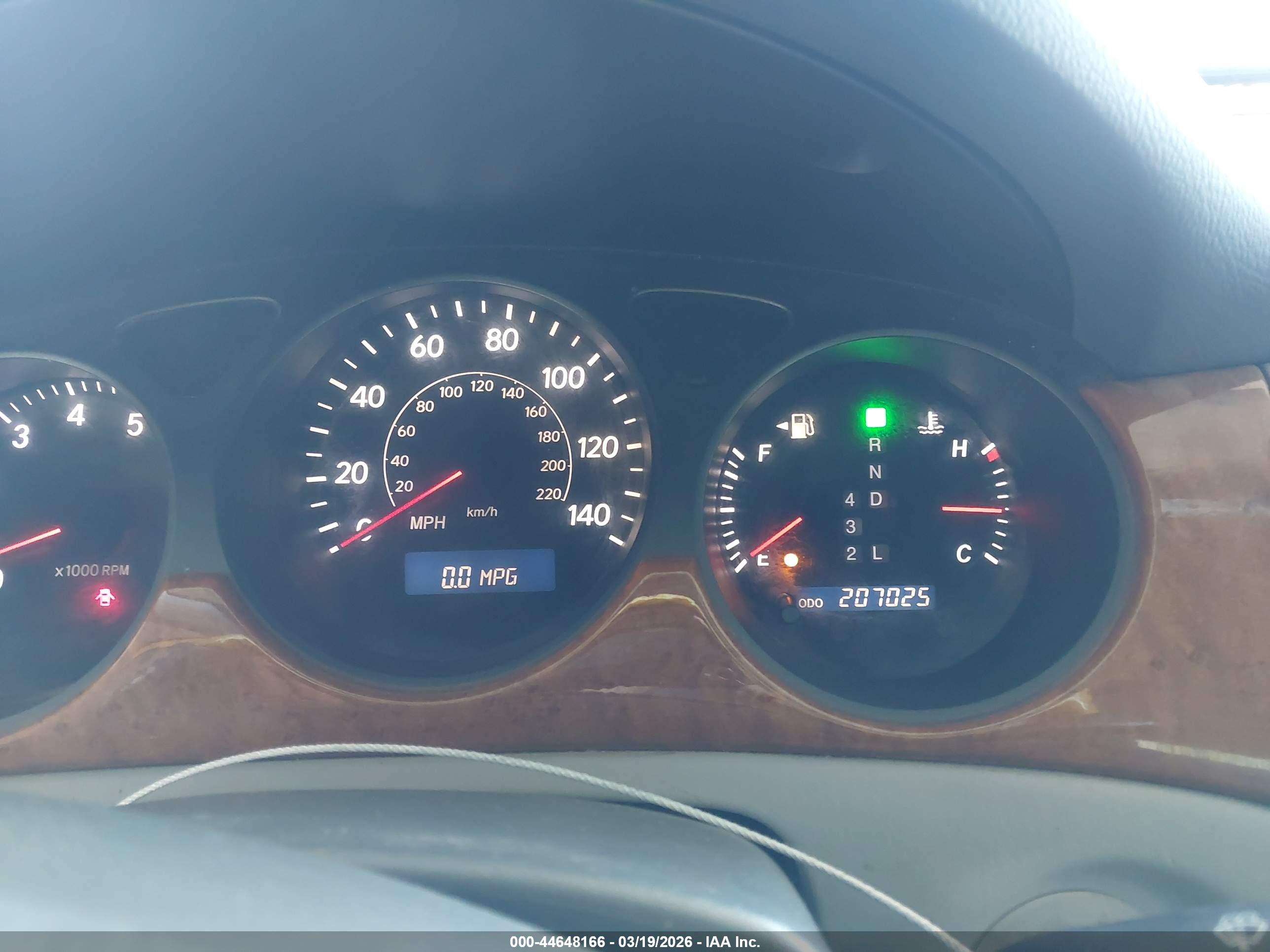 LEXUS ES image 7